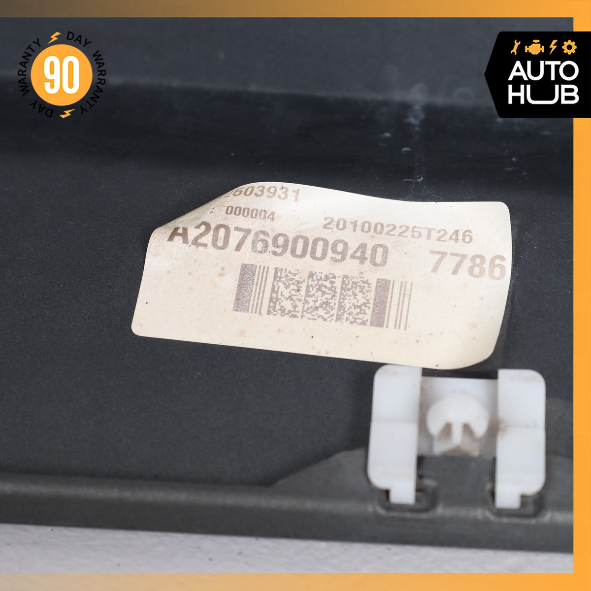 Mercedes W207 E550 AMG Sport Convertible Rocker Panel Side Skirt Left Side OEM - photo 17