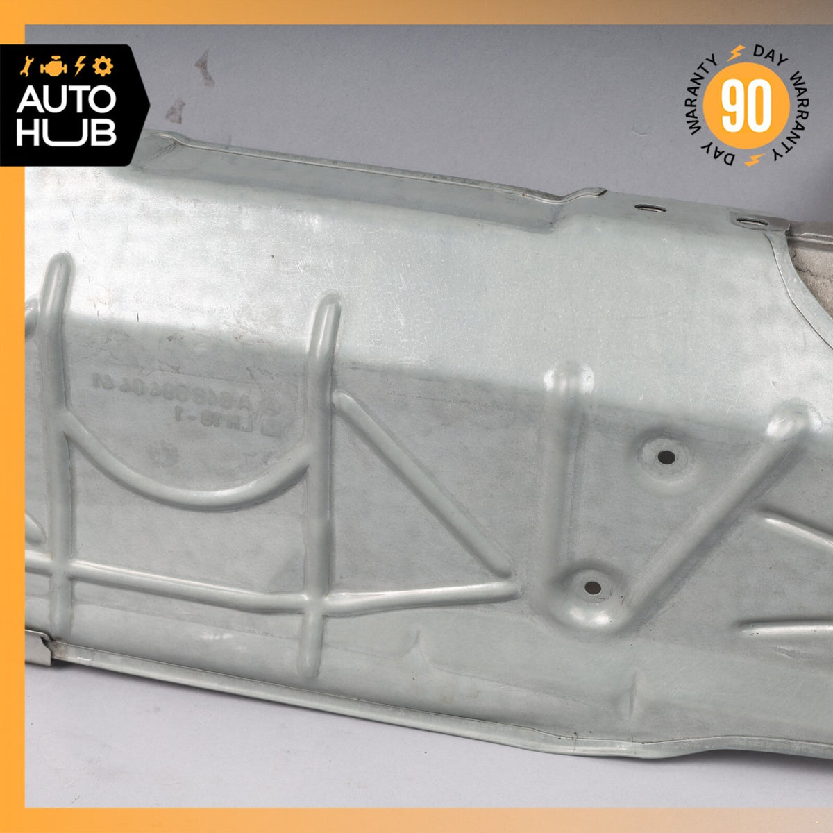 05-06 Mercedes W211 E320 Diesel Air Filter Bracket 6480940441 OEM - photo 3
