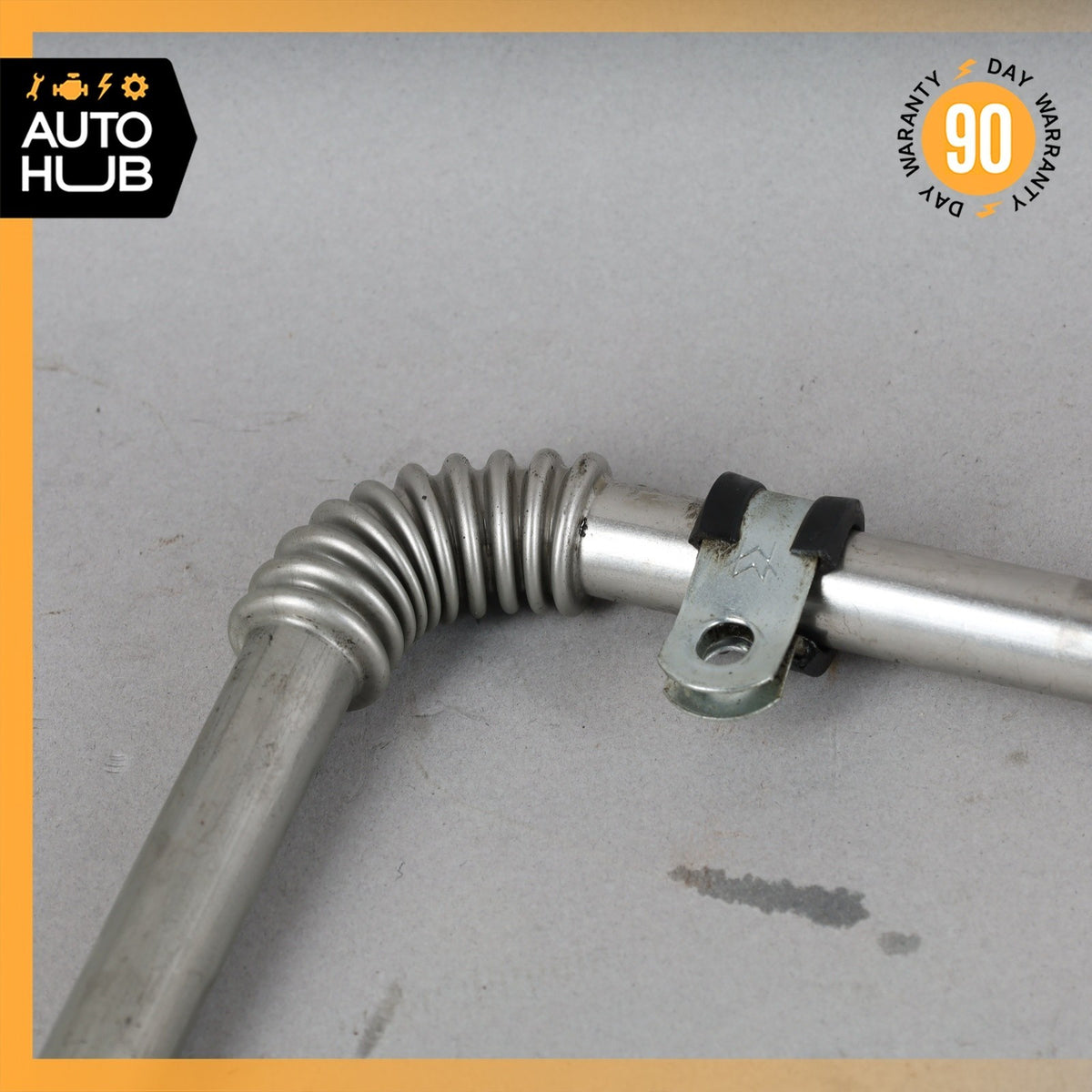 04-19 Maserati GranTurismo M145 Right Air Pump Check Valve EGR Pipe Line 66k - photo 8