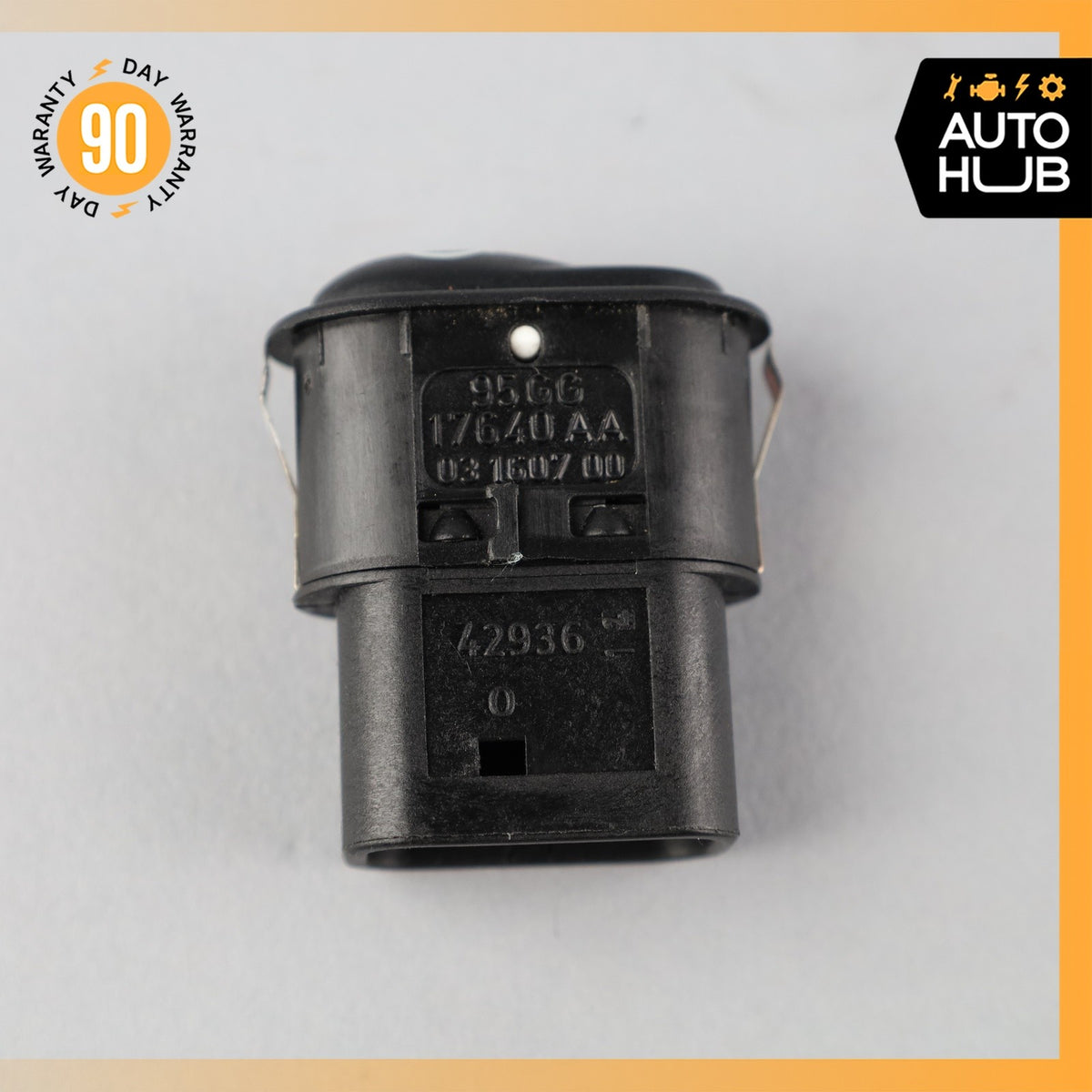Aston Martin DB7 Volante DSC Traction Control Switch OEM 38k - photo 7