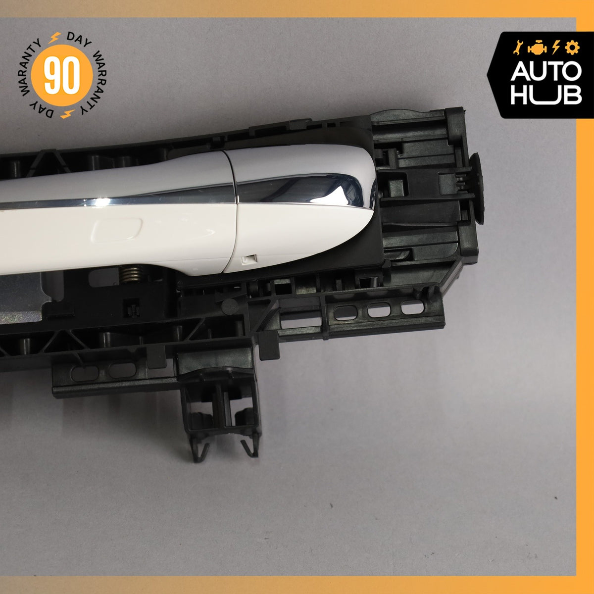 Mercedes W213 E300 Front Left Side Exterior Door Handle Keyless Go White OEM - photo 5