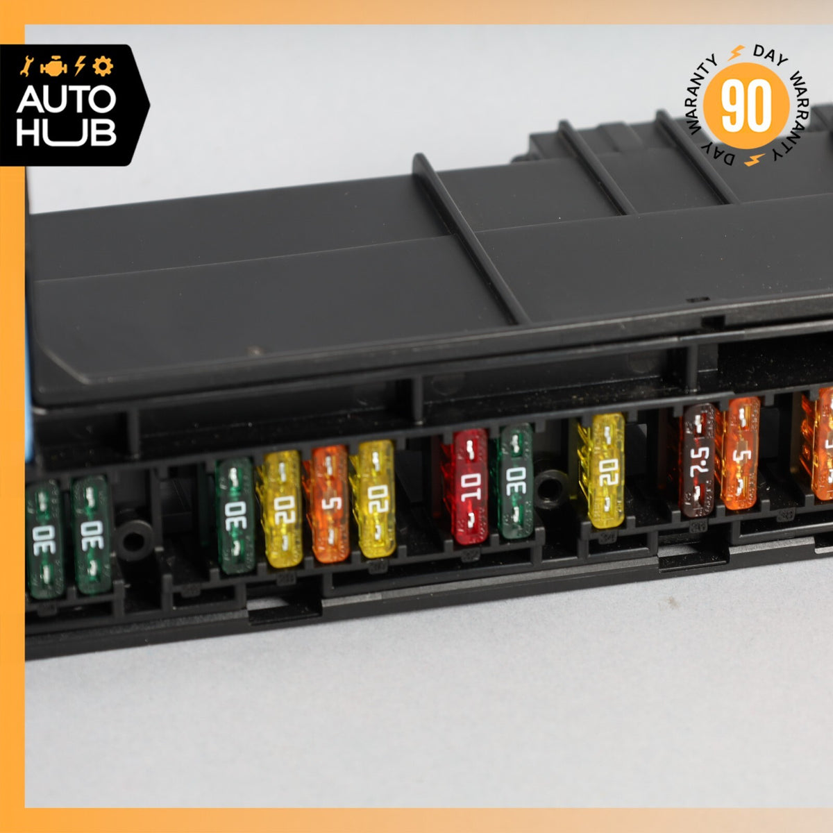 2007 BMW E64 650i Front Dash Power Distribution Fuse Relay Box OEM 65k - photo 4