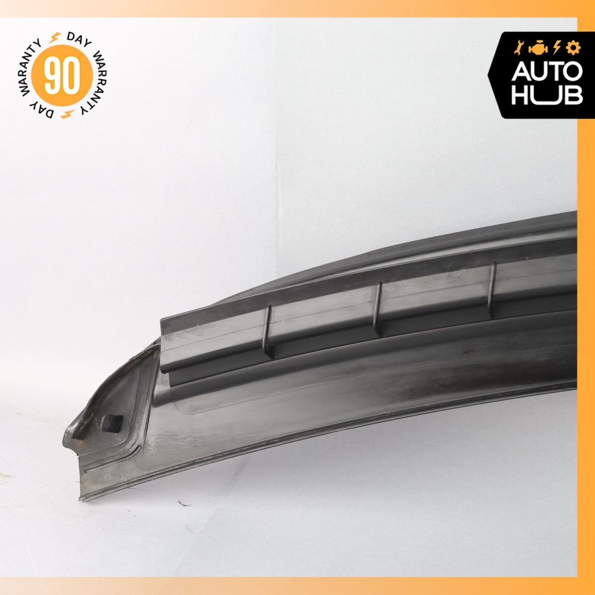 2015 Porsche Macan S 95B Windshield Wind Shield Cowl Panel 95B819403B OEM - photo 7