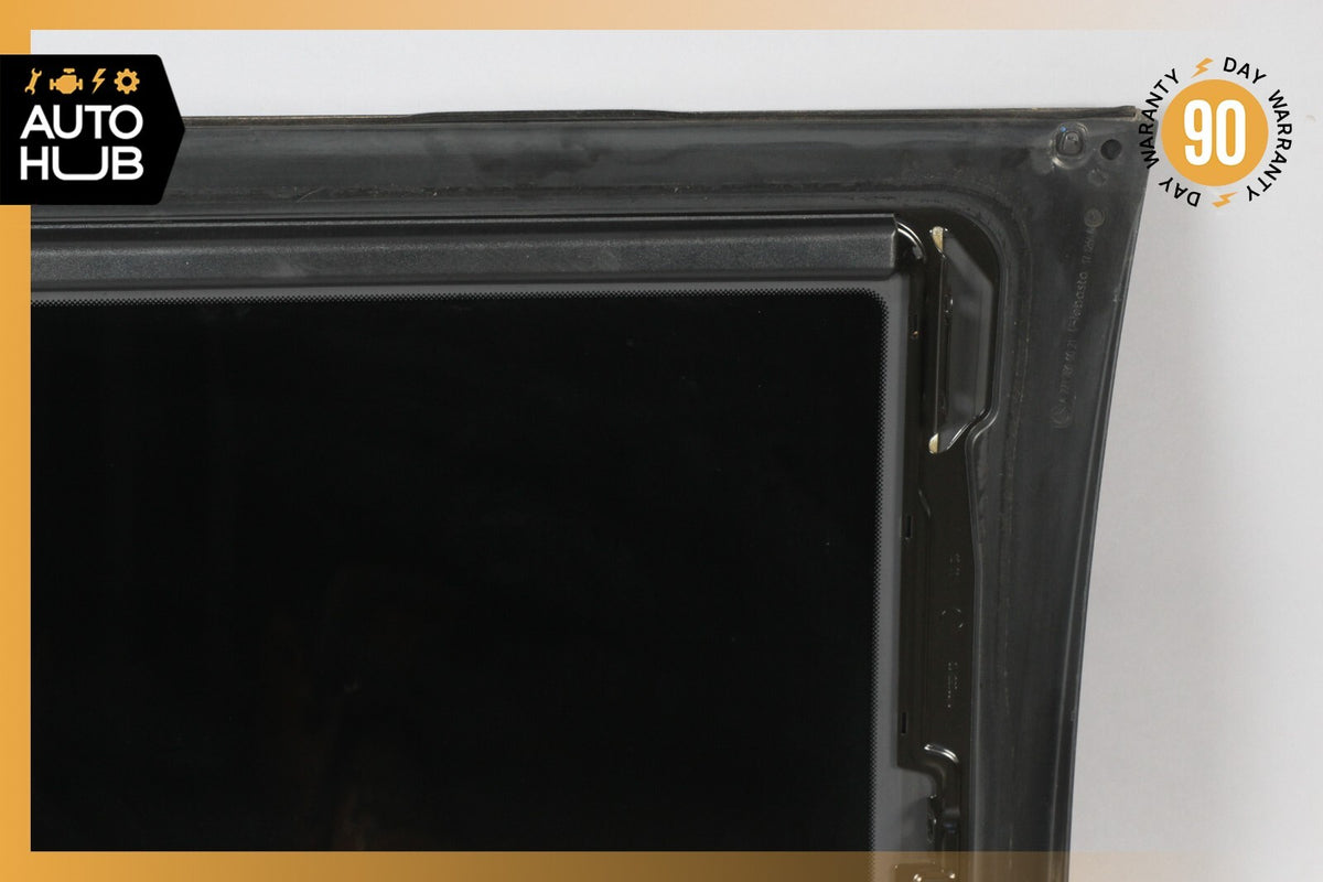 07-13 Mercedes W221 S400 S550 S63 AMG Center Middle Panoramic Roof Glass OEM - photo 9