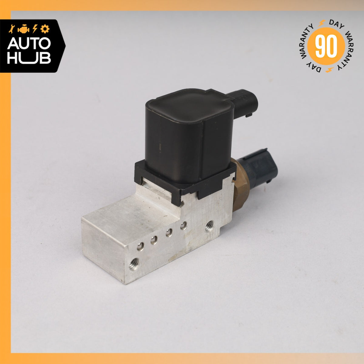 03-11 Mercedes W211 E550 CLS500 E350 Air Airmatic Suspension Valve Block OEM - photo 4