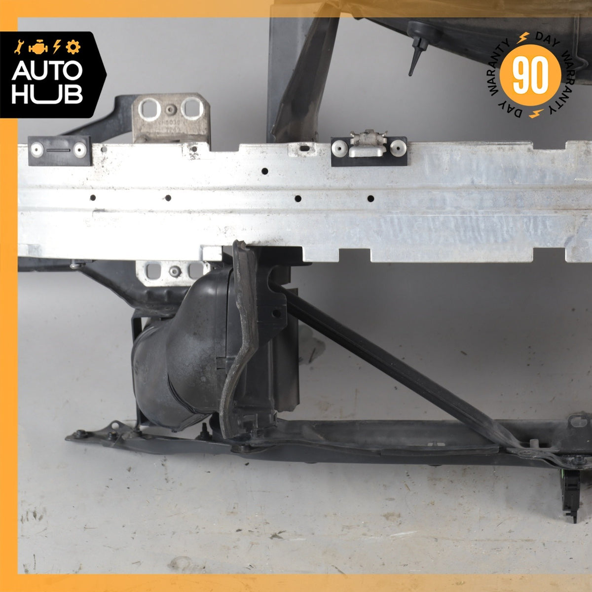 04-10 BMW E60 550i 535i Front Reinforcement Bar Radiator Support Clip OEM - photo 5