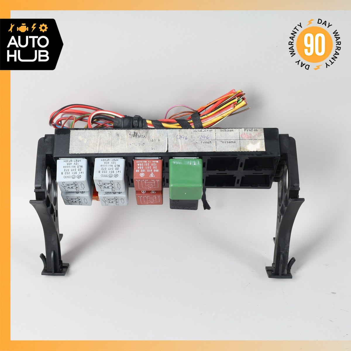 Porsche Boxster 986 Engine Compartment Relay Junction Fuse Box 99661011100 OEM - photo 5