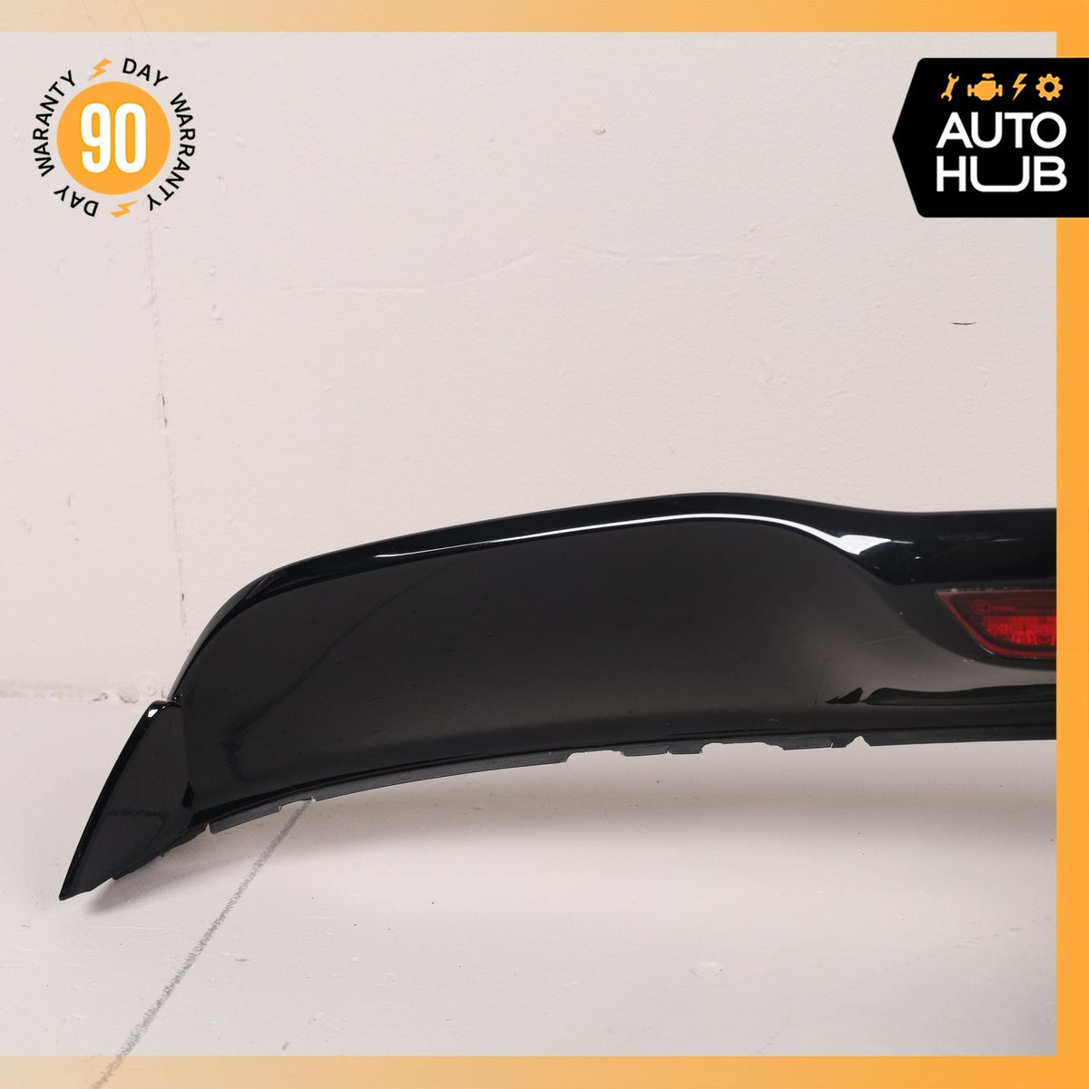 12-14 Porsche Cayenne 958 Trunk Lid Molding Trim Spoiler Wing w/ Light OEM - photo 6