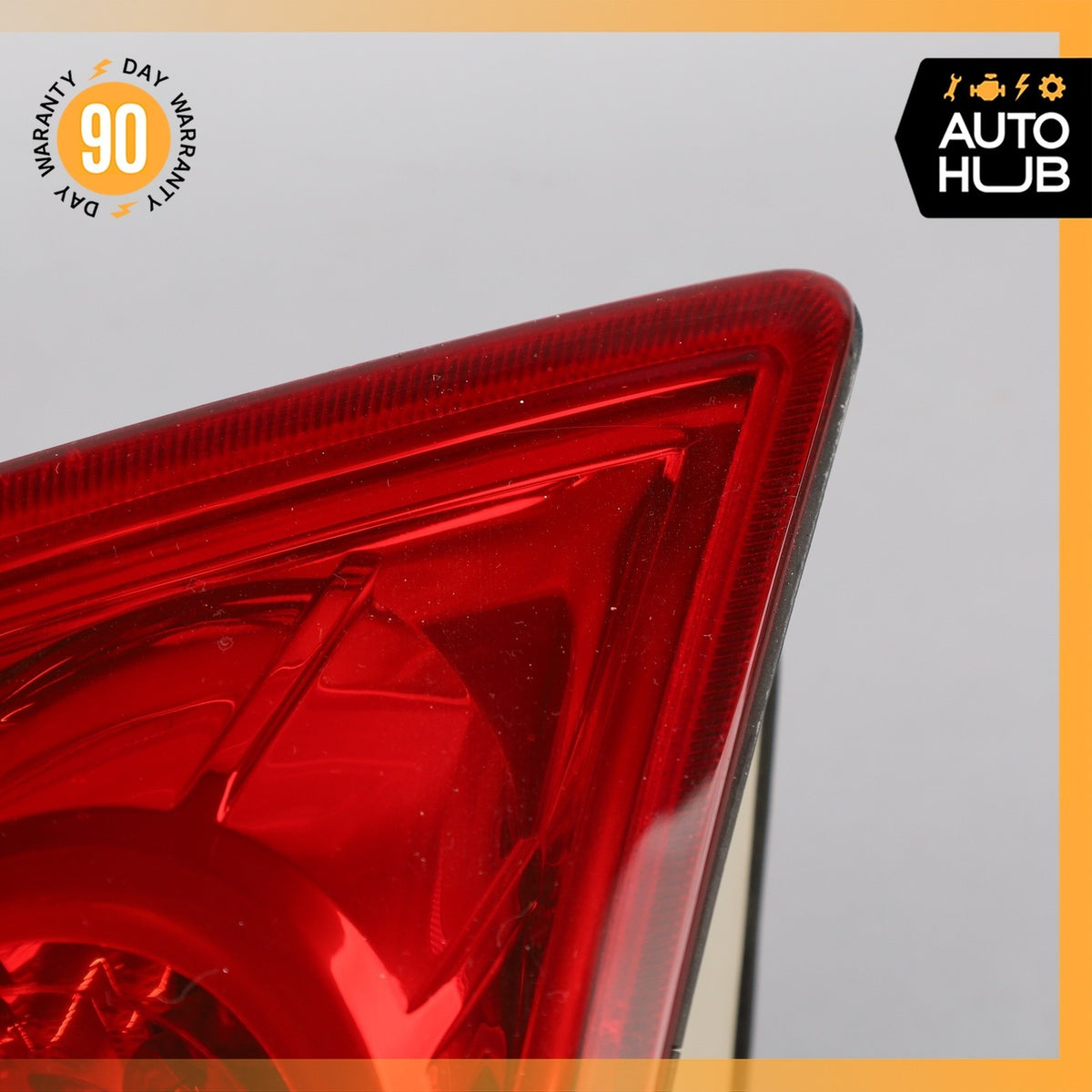 04-08 Chrysler Crossfire Right Side Tail Light Lamp 1938200264 OEM - photo 3