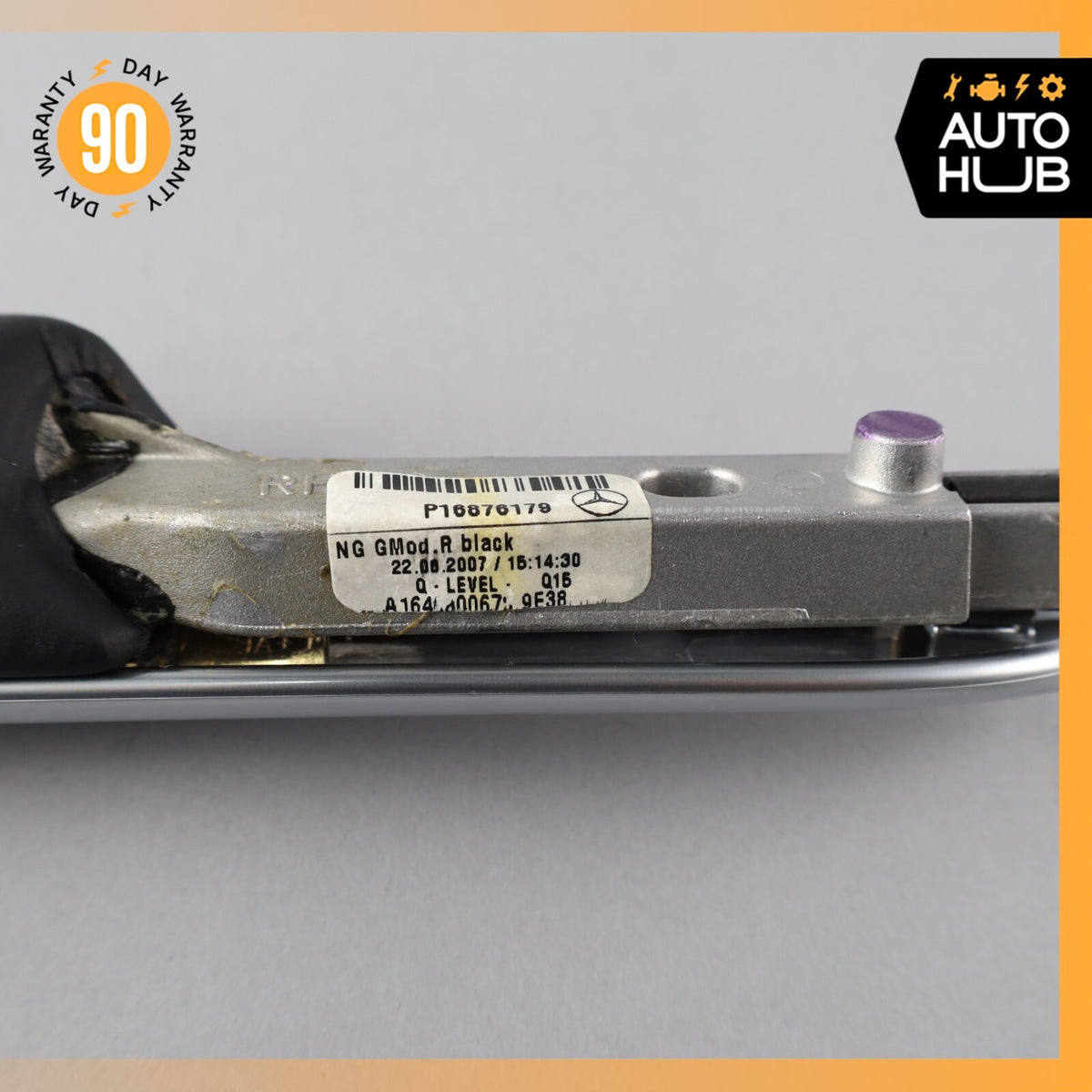 06-12 Mercedes W164 ML63 GL350 Front Left & Right Center Console Grab Handle OEM - photo 10