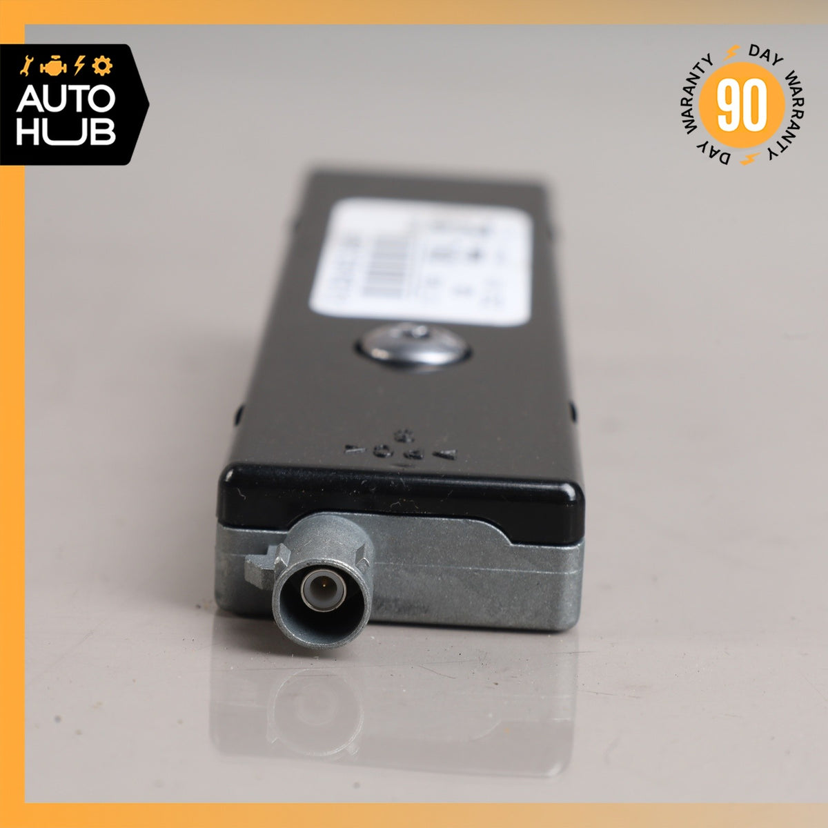 Mercedes X204 GLK350 Rear Antenna Amplifier Amp  2048202489 OEM - photo 6