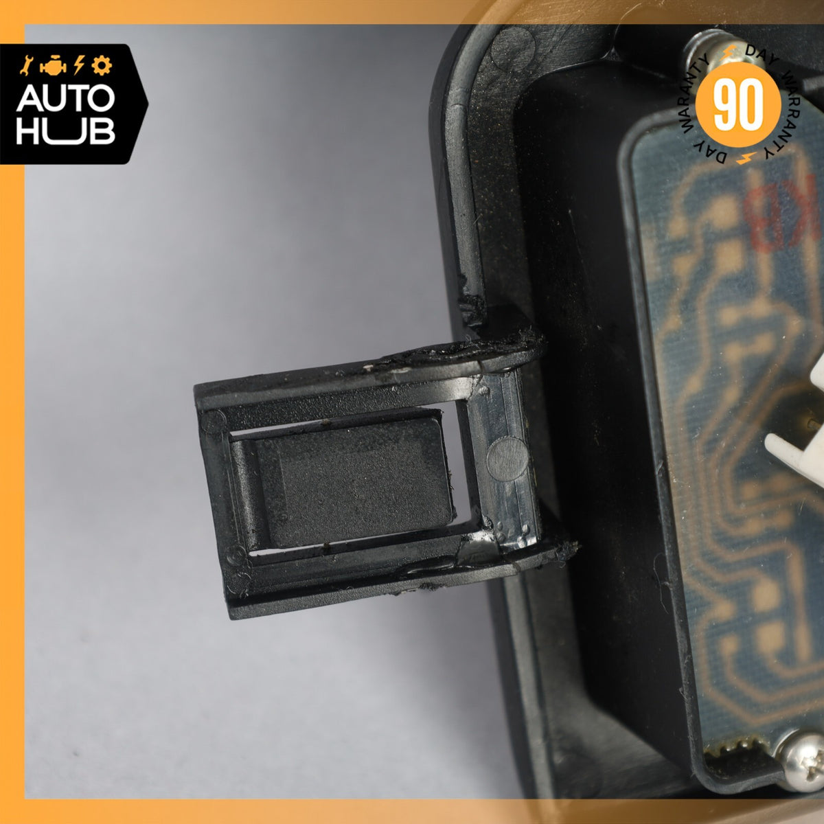 03-08 Maserati Quattroporte S Dashboard Dash Control Switch Panel OEM - photo 5