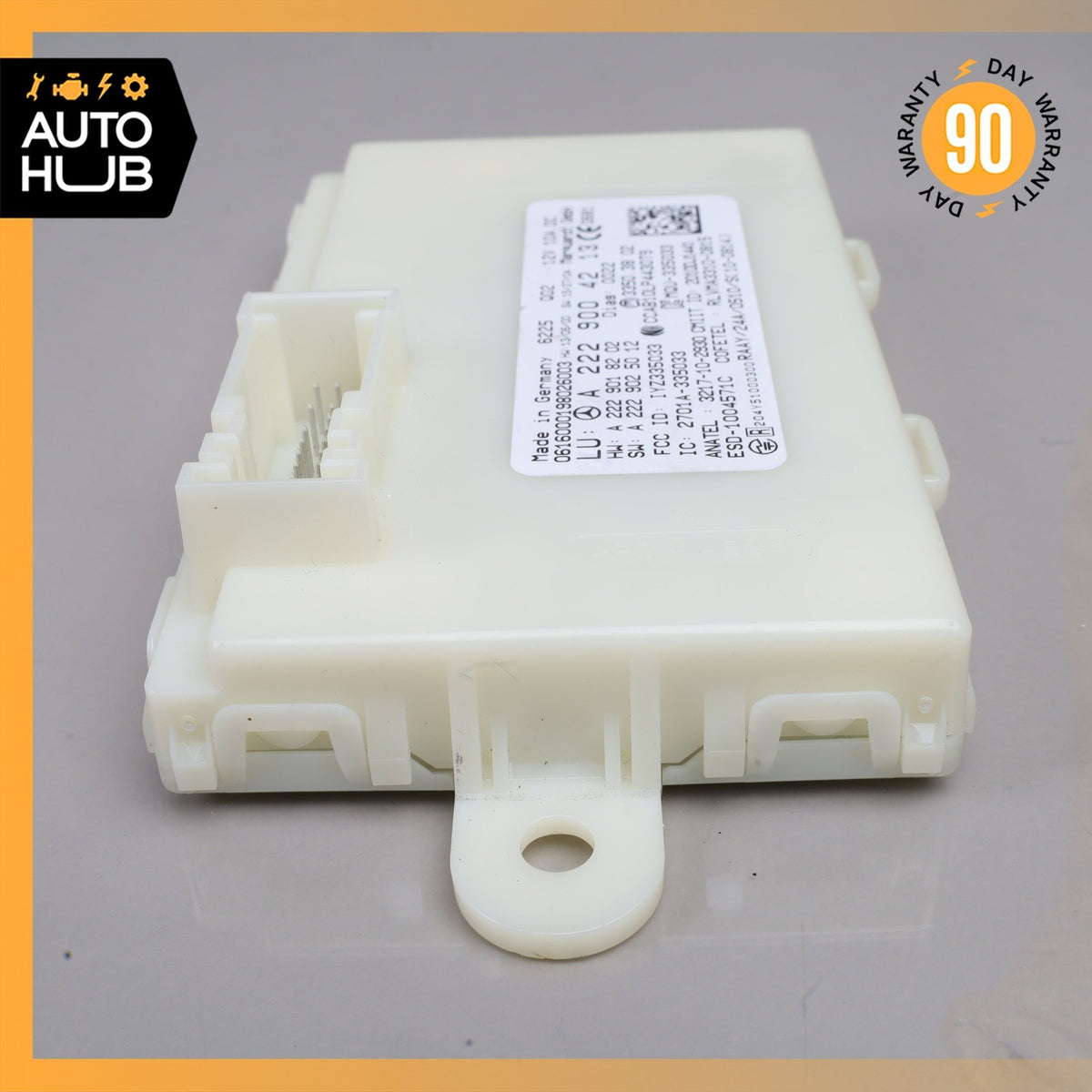 Mercedes W205 C300 Keyless Go Entry Control Module 2229003308 OEM - photo 7
