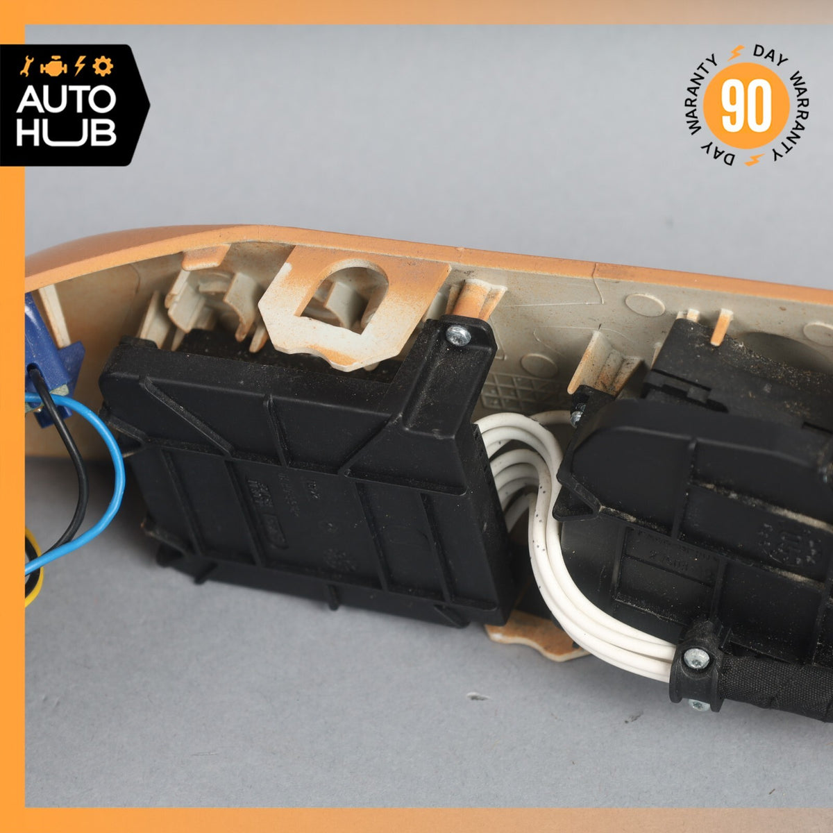 03-13 Maserati Quattroporte M139 Front Right Side Seat Control Switch OEM - photo 9