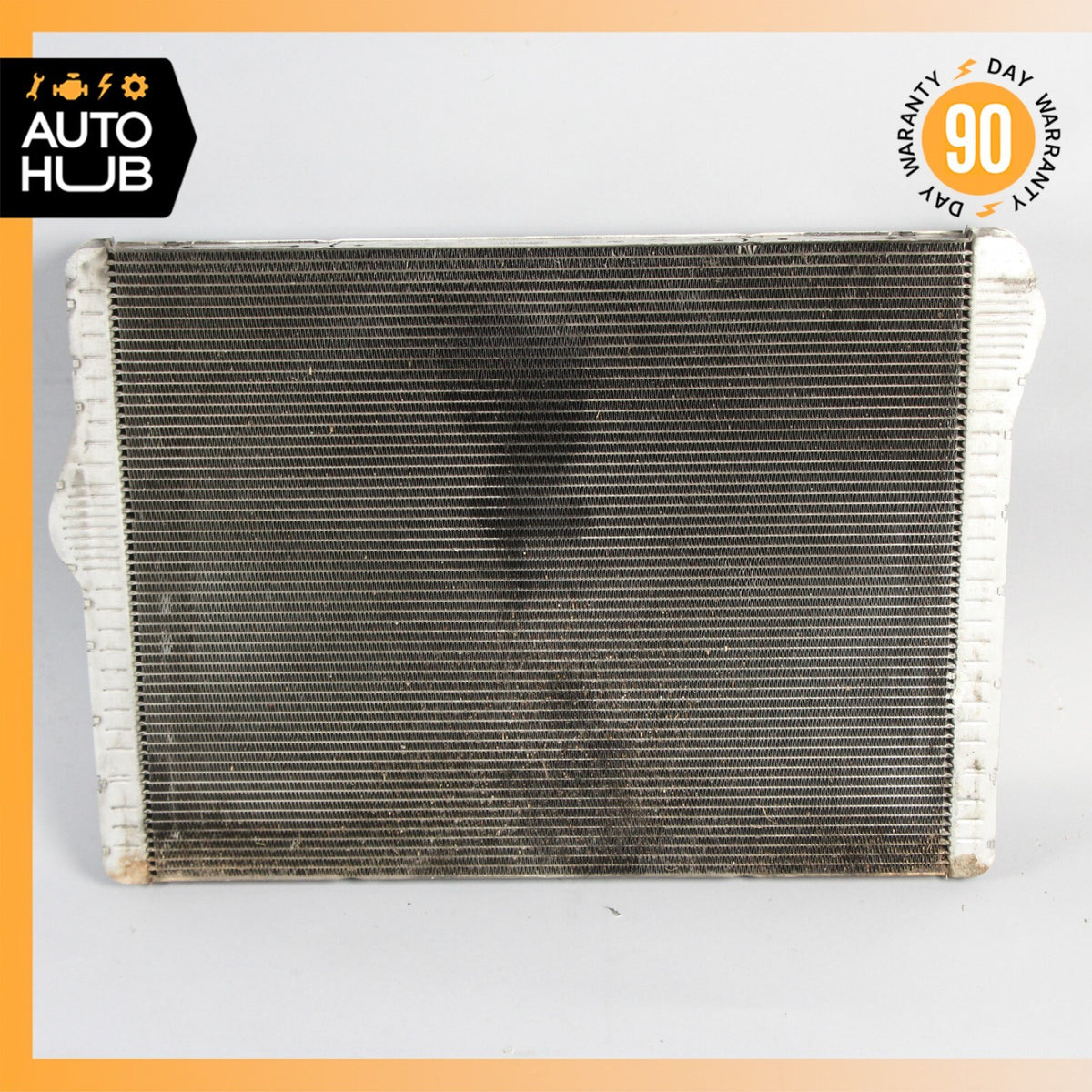 10-19 BMW F12 650i 550i Engine Cooling Radiator 7601831 OEM - photo 1
