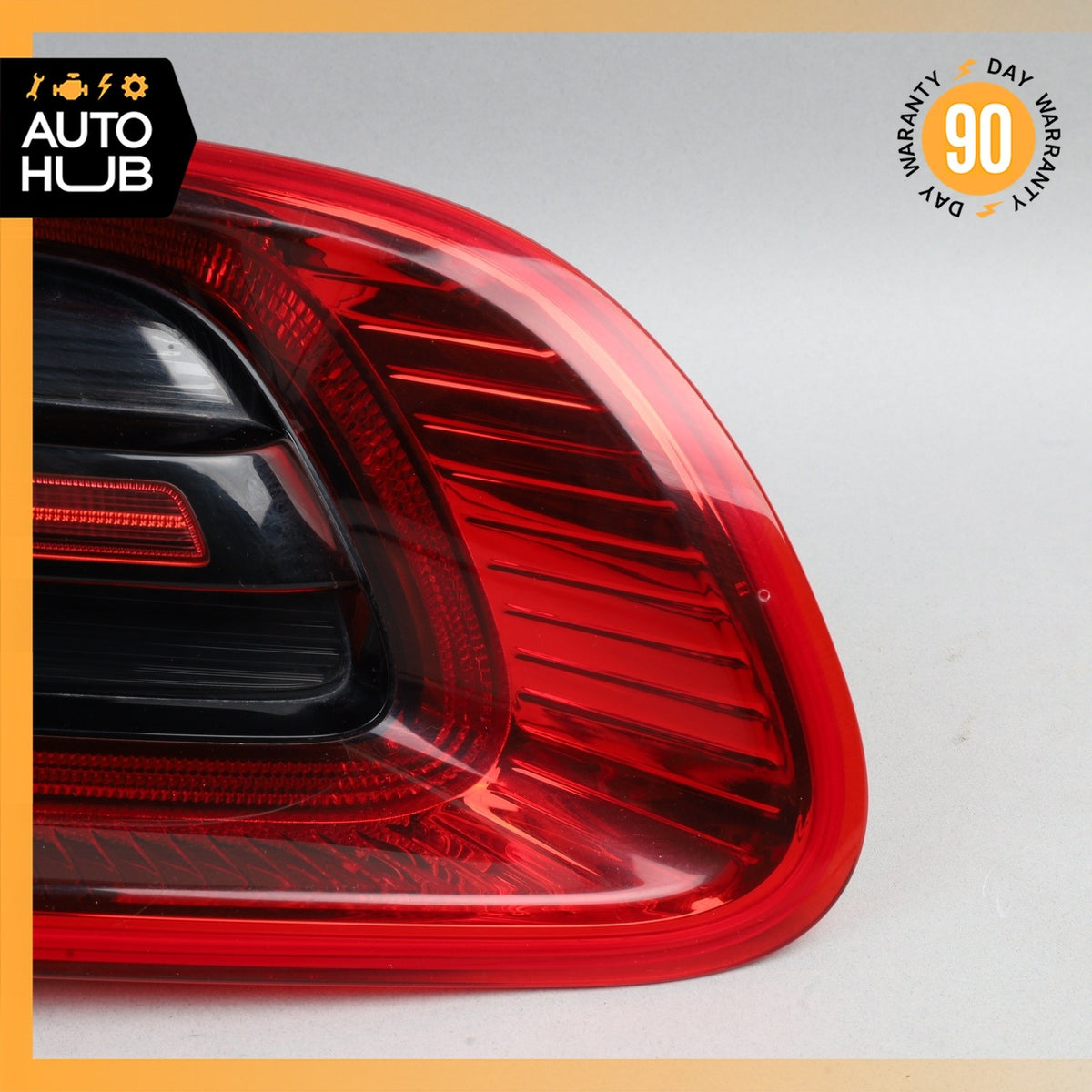 15-18 Porsche Macan 95B Rear Left Driver Side Inner Tail Light Lamp OEM 63k - photo 4