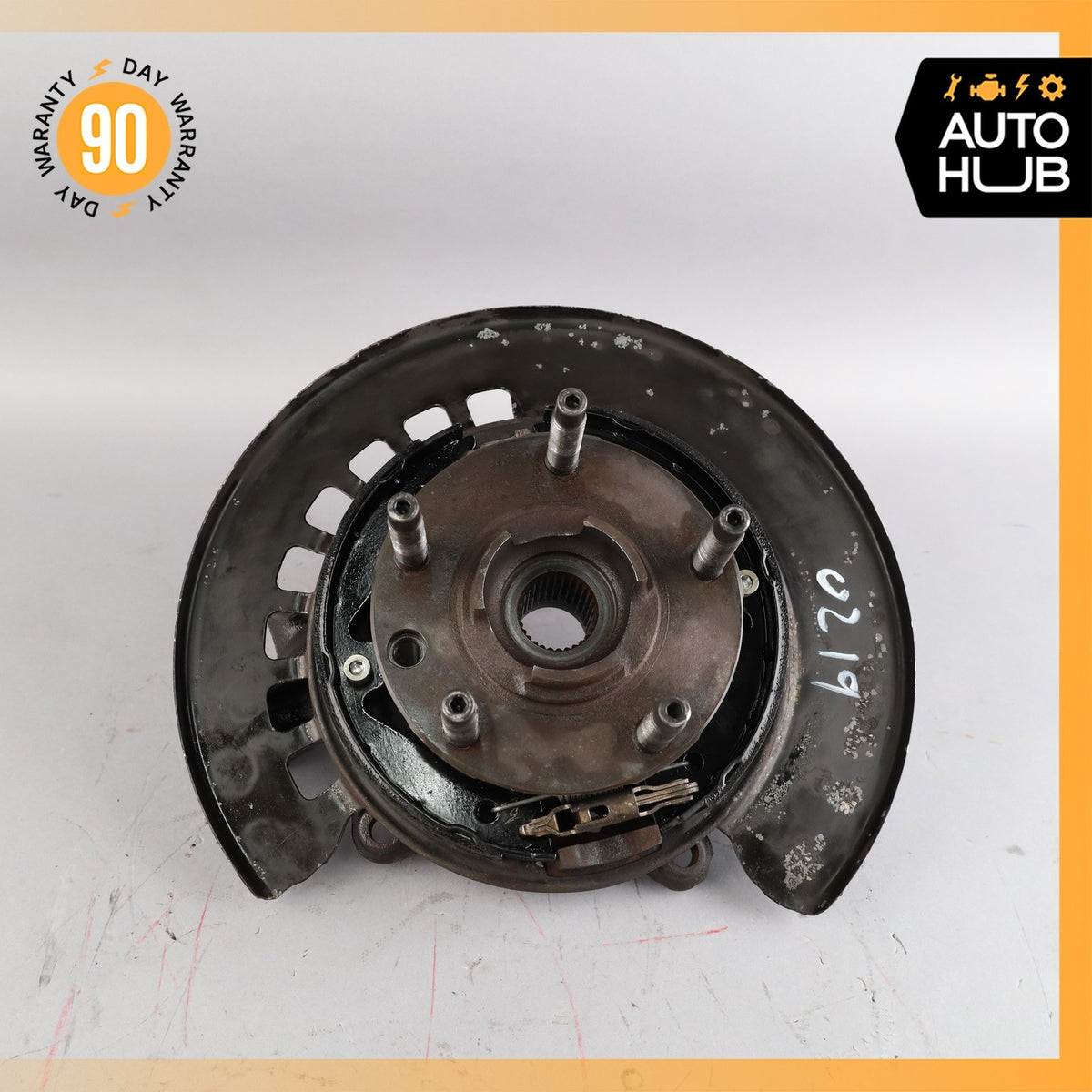 Porsche Cayenne 955 Rear Left Side Spindle Knuckle Hub w/ Shield OEM - photo 2