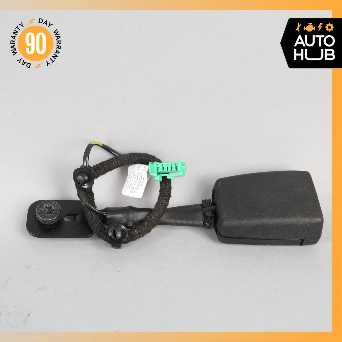 17-26 Alfa Romeo 949 Stelvio Giulia Front Side Seat Belt Seatbelt Buckle OEM - photo 6