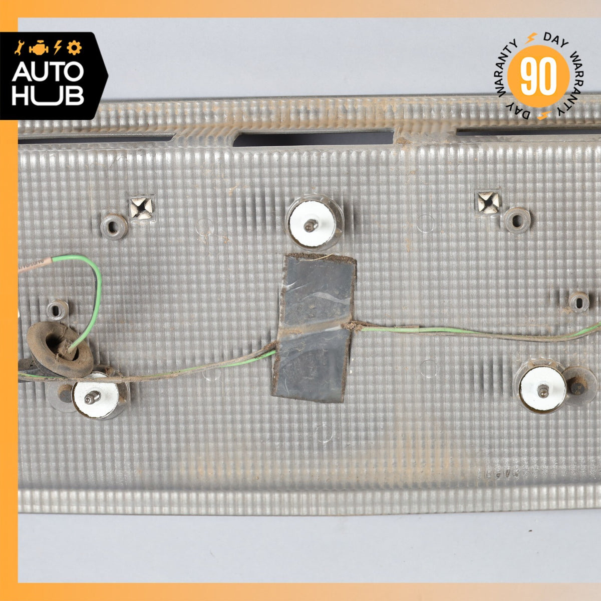 04-09 Cadillac XLR Rear Trunk Lid License Plate Light 10355557 OEM - photo 10