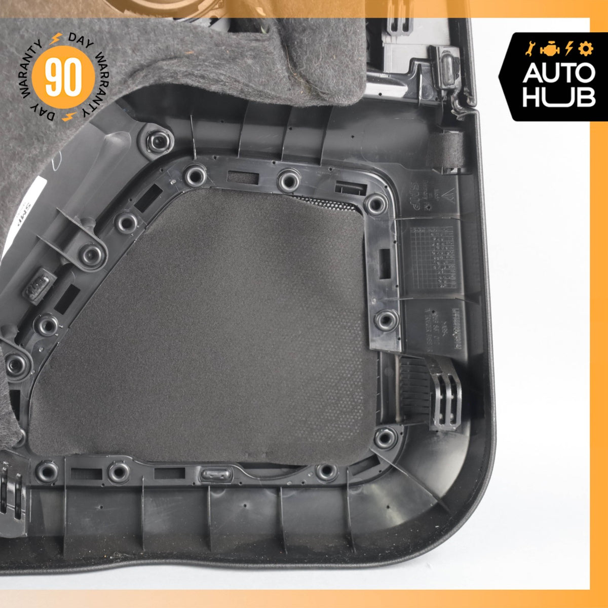 15-24 Porsche Macan 95B Front Right Passenger Side Interior Door Panel Black OEM - photo 15