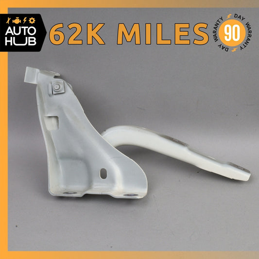 Mercedes W242 B250e Right Side Hood Hinge Support Bracket 2468800428 OEM - photo 1