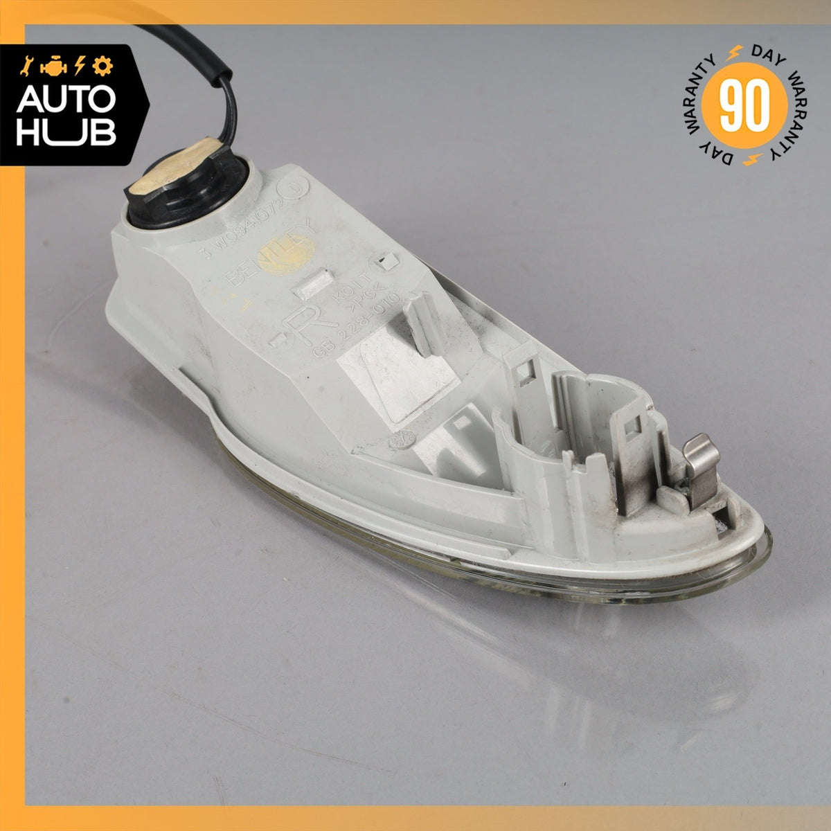 03-13 Bentley Continental GTC GT Rear Right Side Reverse Light Lamp OEM 40k - photo 9