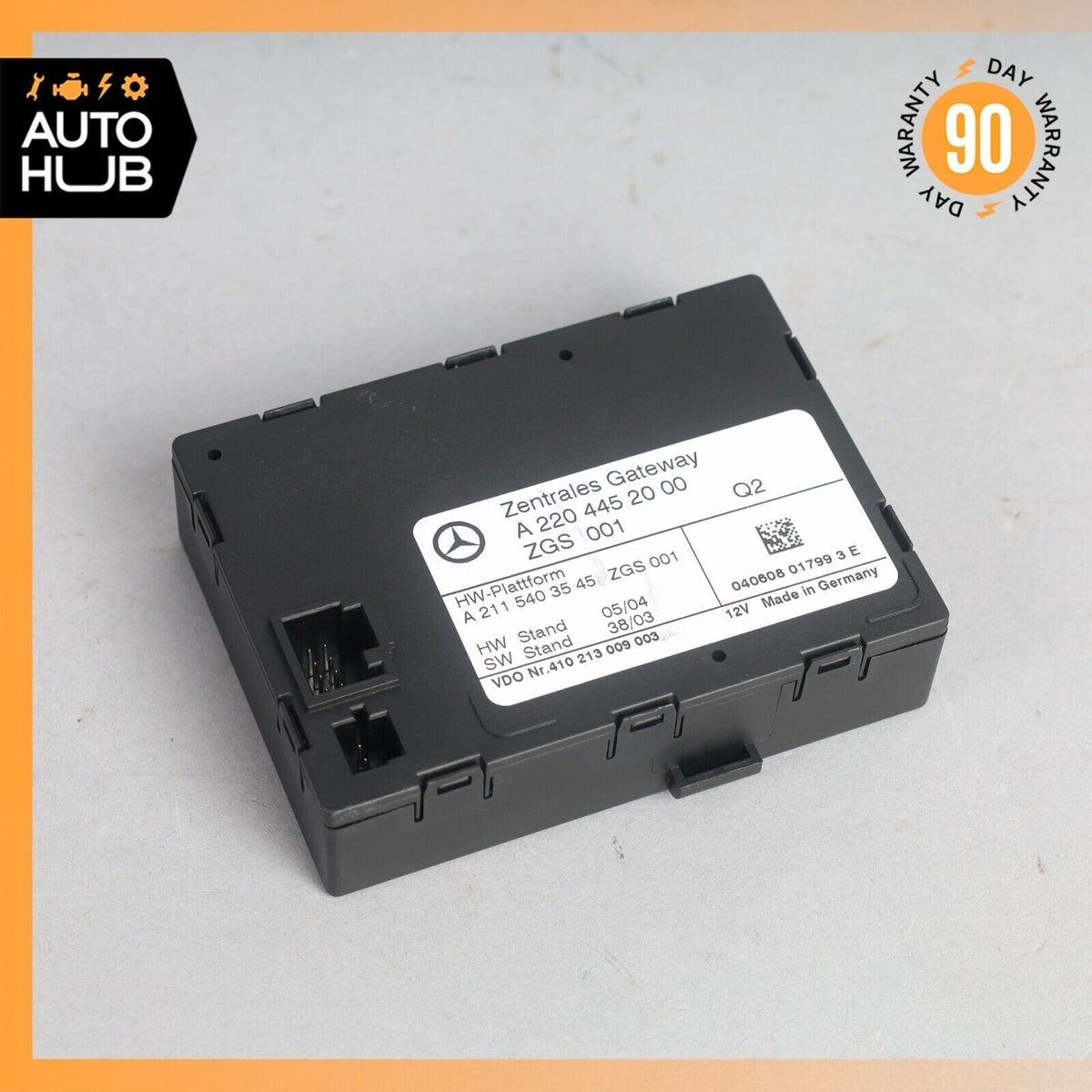 03-11 Mercedes R230 SL550 E320 Central Gateway Control Module 2204452000 OEM - photo 1