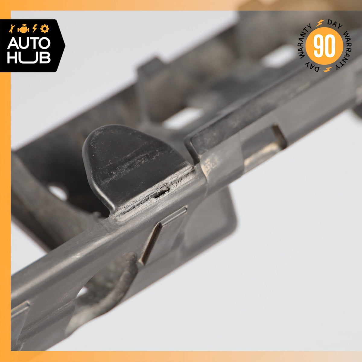11-18 Porsche Cayenne 958 Hybrid S Rear Center Bumper Support Bracket OEM - photo 8