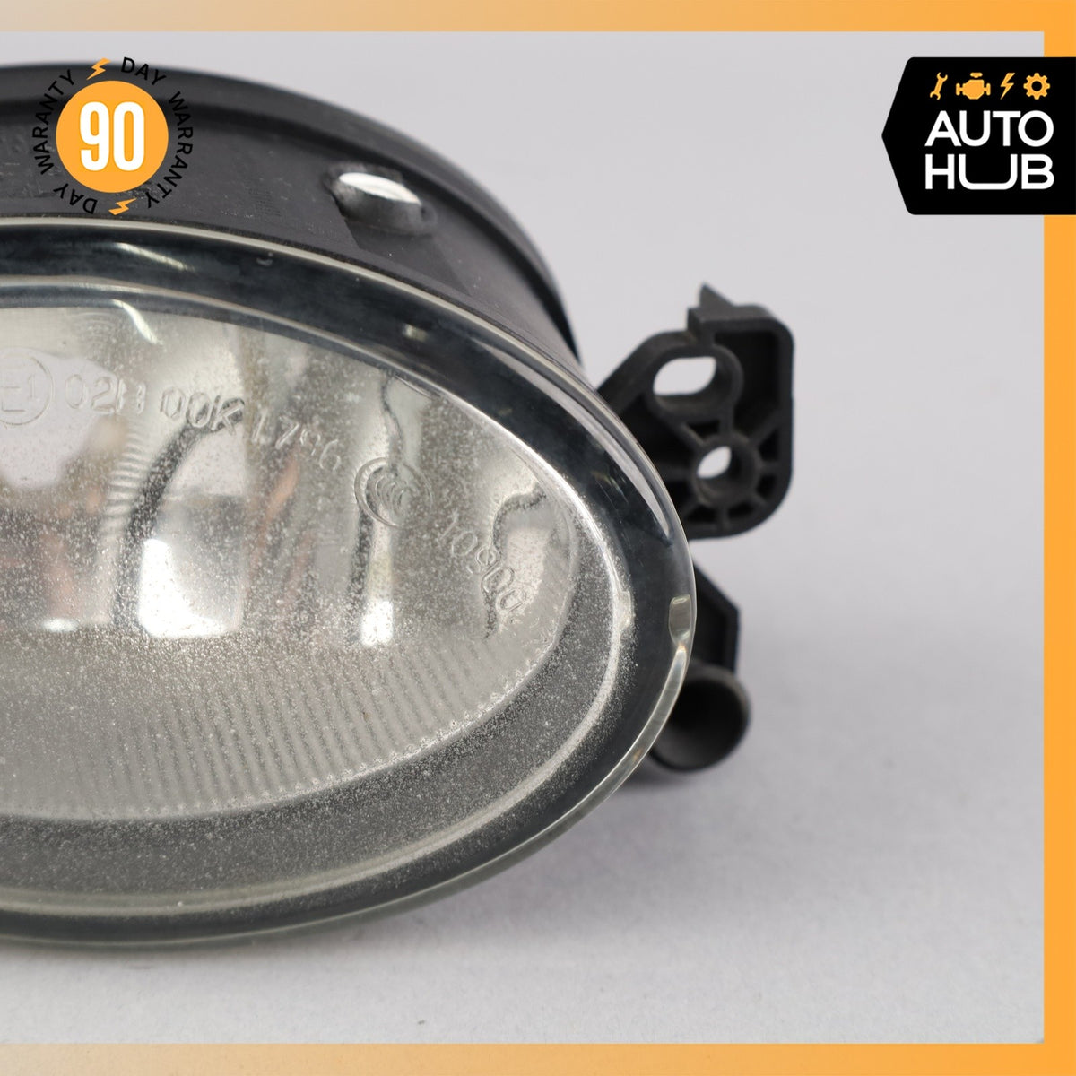 Mercedes R230 SL550 CLK350 E350 GL550 Fog Light Lamp Right Side 1698201656 OEM - photo 4