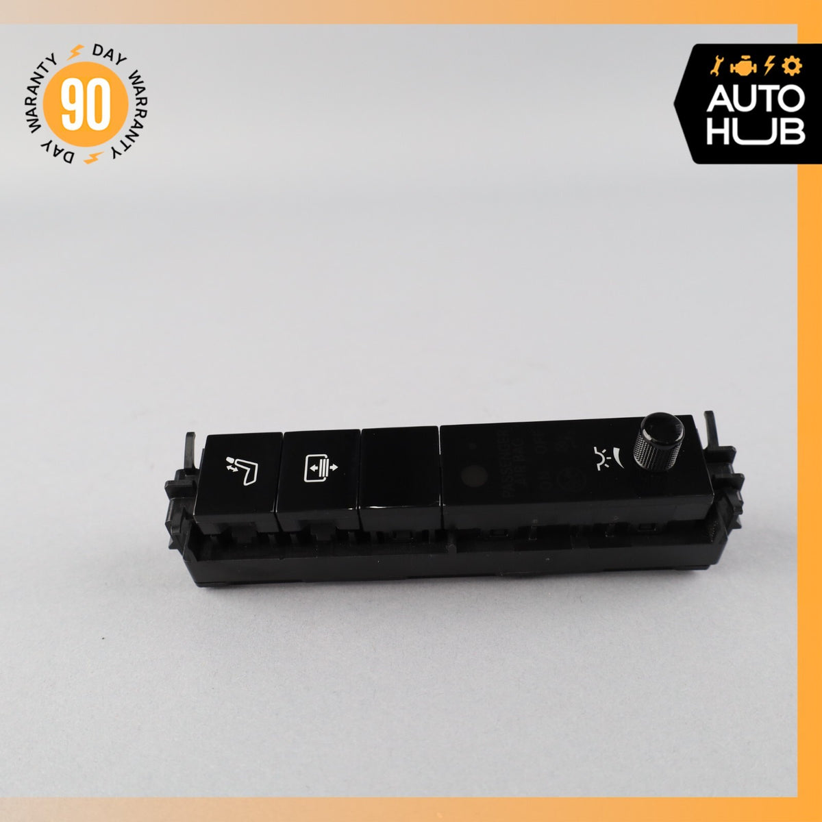 2015 Mercedes W222 S550 Rear Headrest Screen Roller Dimmer Switch OEM - photo 2