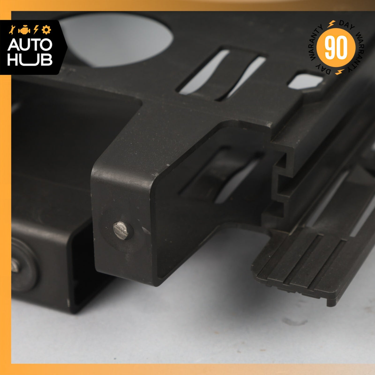 Mercedes W208 CLK430 Holder Bracket 2025458140 OEM - photo 6