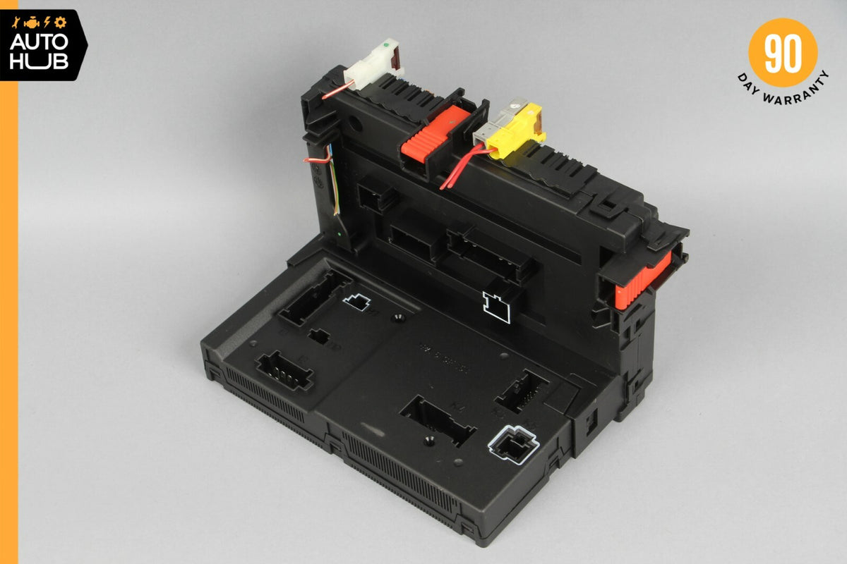 07-09 Mercedes W221 S550 CL550 S400 Rear Trunk Fuse Box Module 2215402550 OEM - photo 2