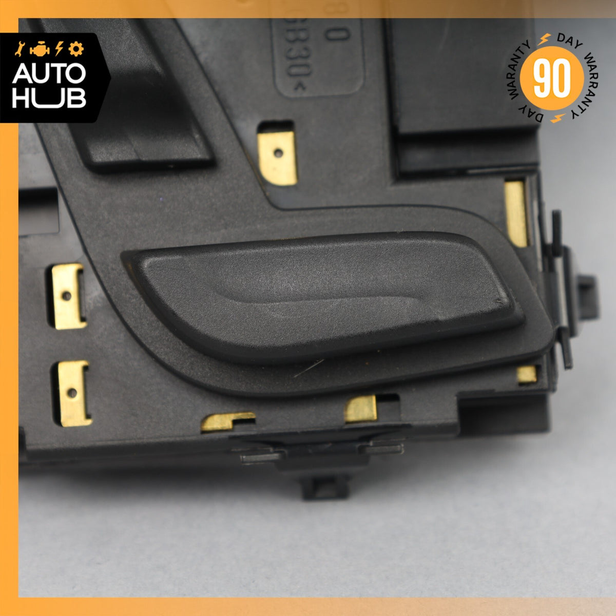 08-15 Mercedes W204 C250 C350 Front Right Passenger Seat Control Switch OEM - photo 3