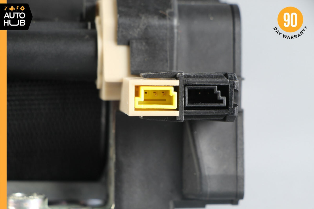07-10 Mercedes W216 CL550 CL63 AMG Front Right Passenger Seat Belt Black OEM - photo 7