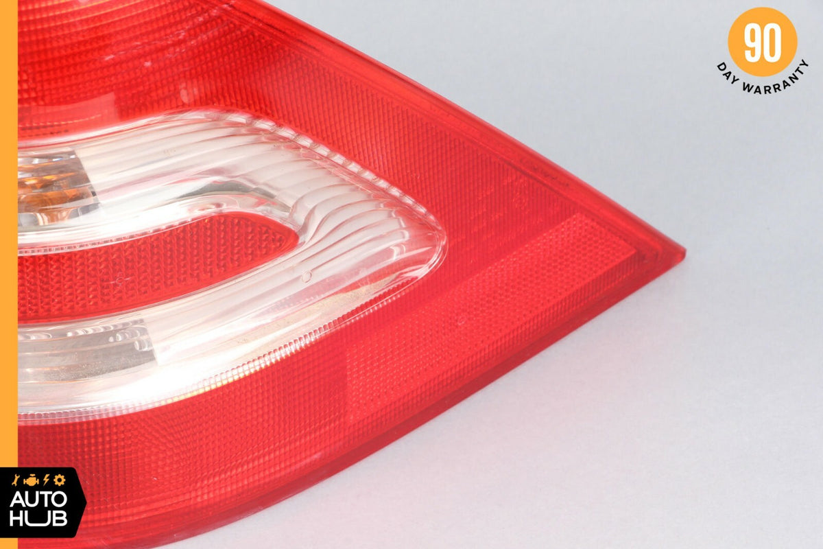 01-04 Mercedes W203 C230 C320 C32 Tail Light Lamp Rear Right Passenger Side OEM - photo 4