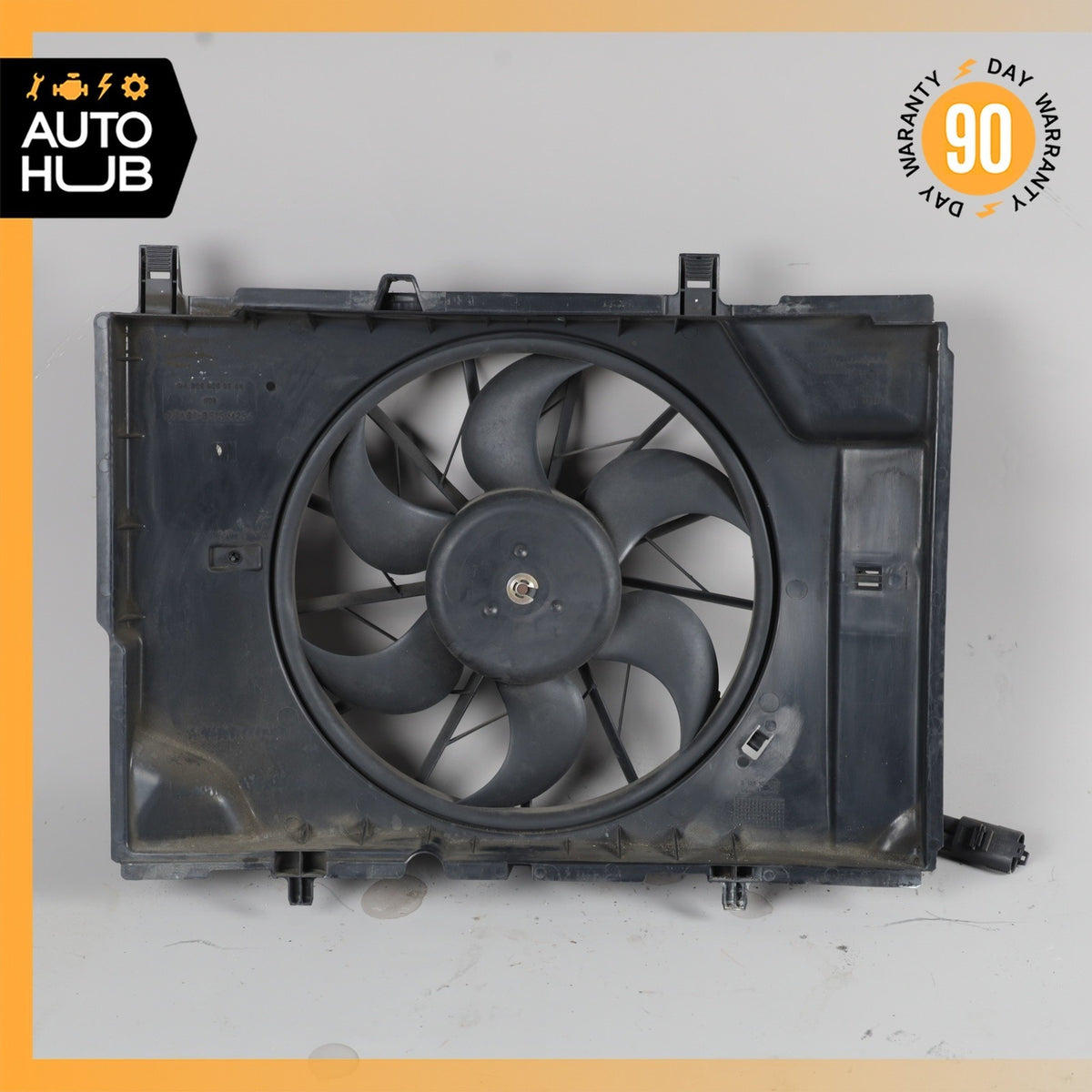 Mercedes R170 SLK230 Engine Motor Cooling Radiator Fan Assembly OEM - photo 9