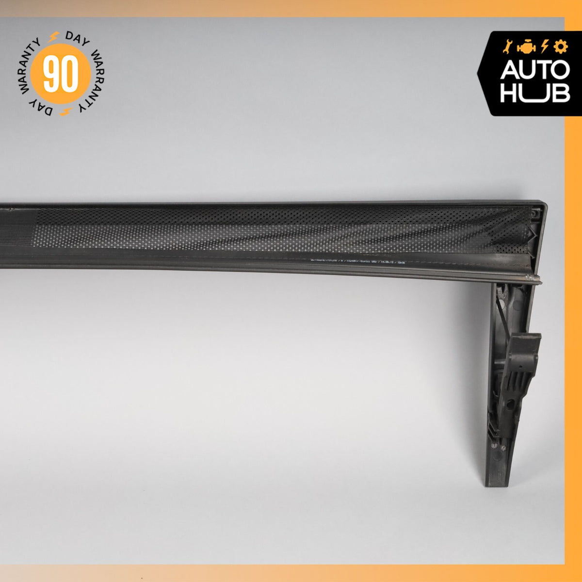 10-16 Mercedes W204 C250 E550 Coupe Sun Roof Front Wind Deflector 2077840070 OEM - photo 3