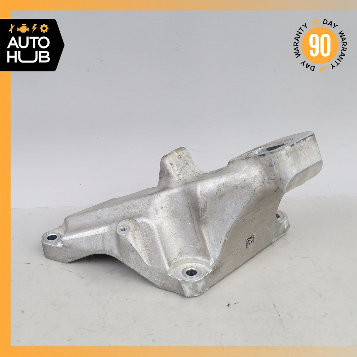 15-23 Mercedes W205 C63 AMG M177 Right Side Engine Mount Bracket OEM - photo 5