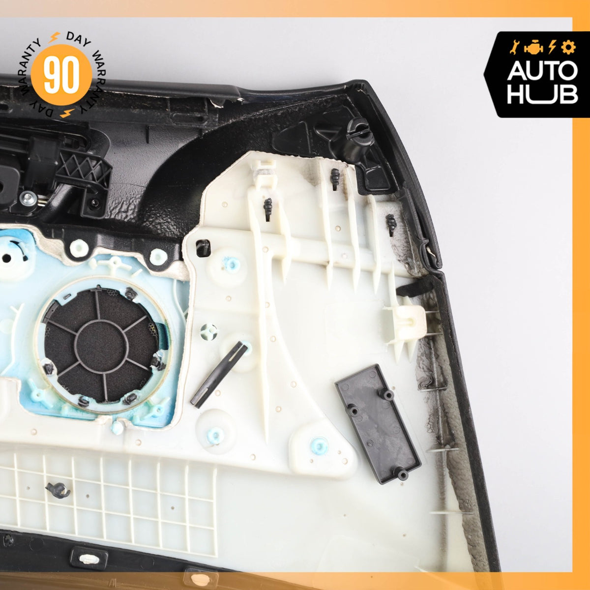 08-14 BMW E71 X6M Front Right Side Interior Door Panel 51417243722 OEM 62k - photo 17