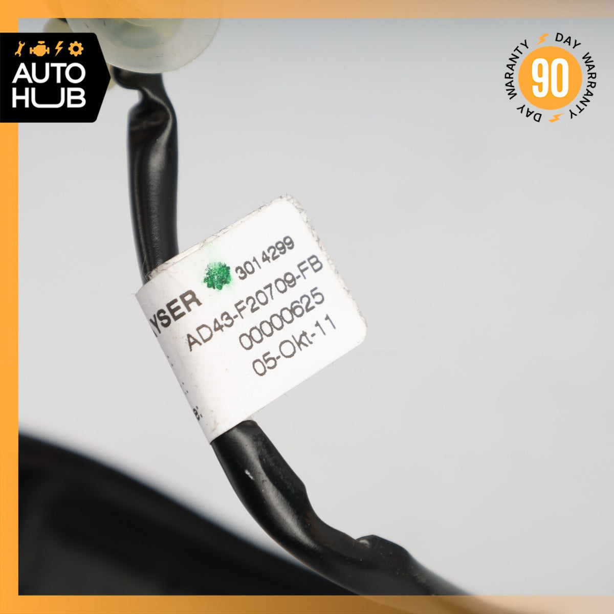 2012 Aston Martin Rapide Rear Left Side Door Upper Seal Rubber OEM 11k - photo 13