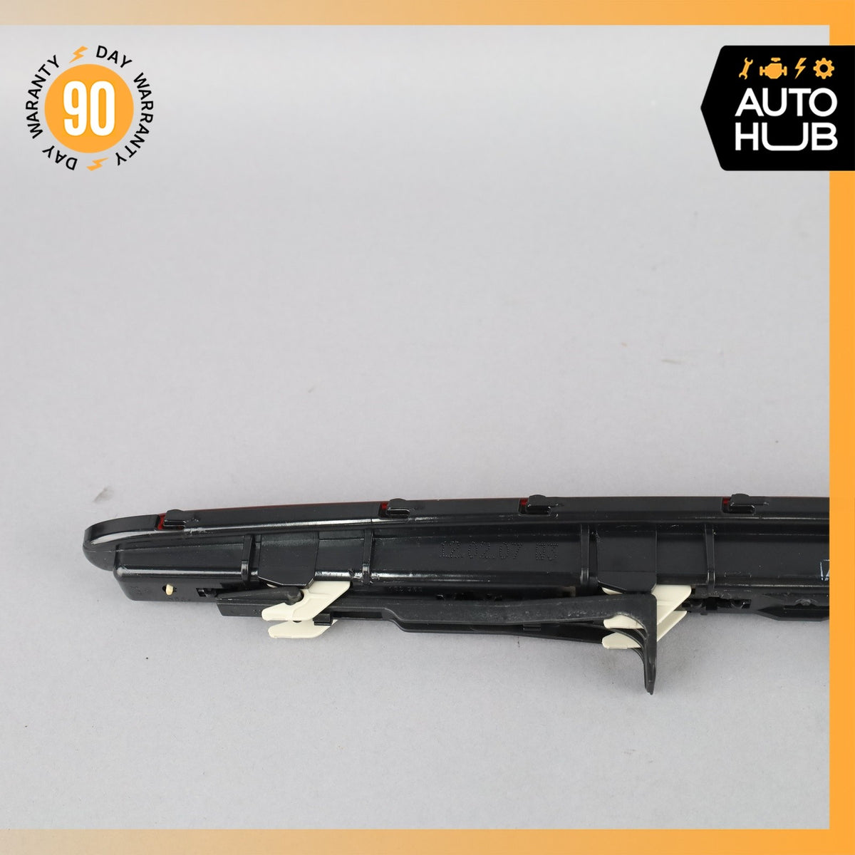 07-09 Mercedes W211 E320 E63 AMG E350 Sedan 3rd Third Brake Stop Light Lamp OEM - photo 11