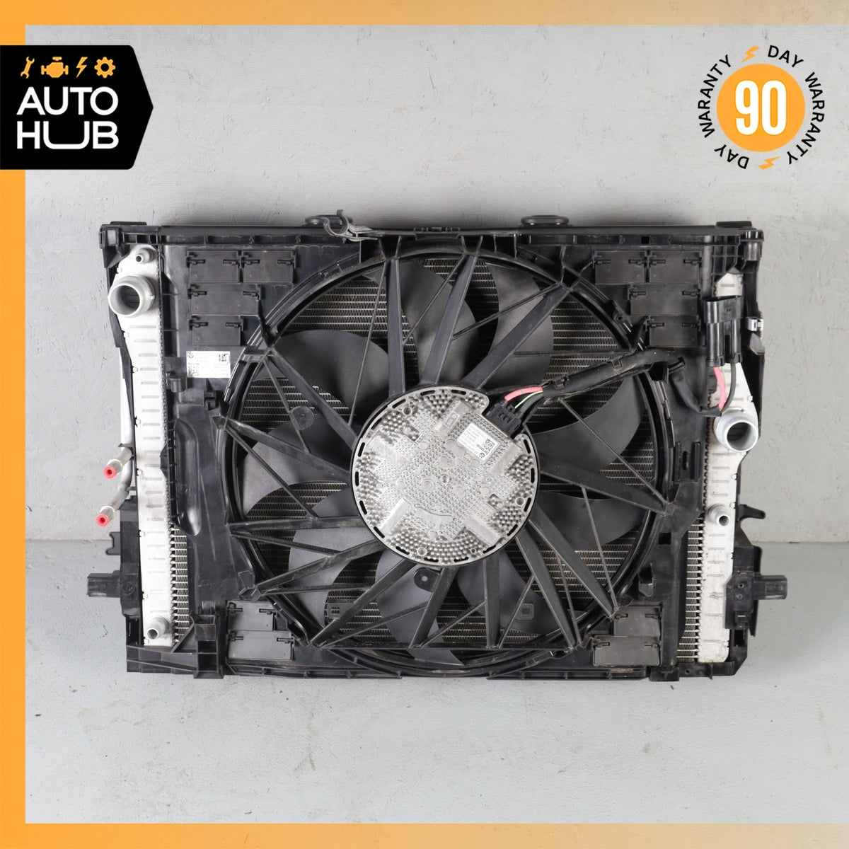 10-19 BMW F10 550i 650i Cooling Radiator A/C Condenser Oil Cooler w/ Fan OEM - photo 2