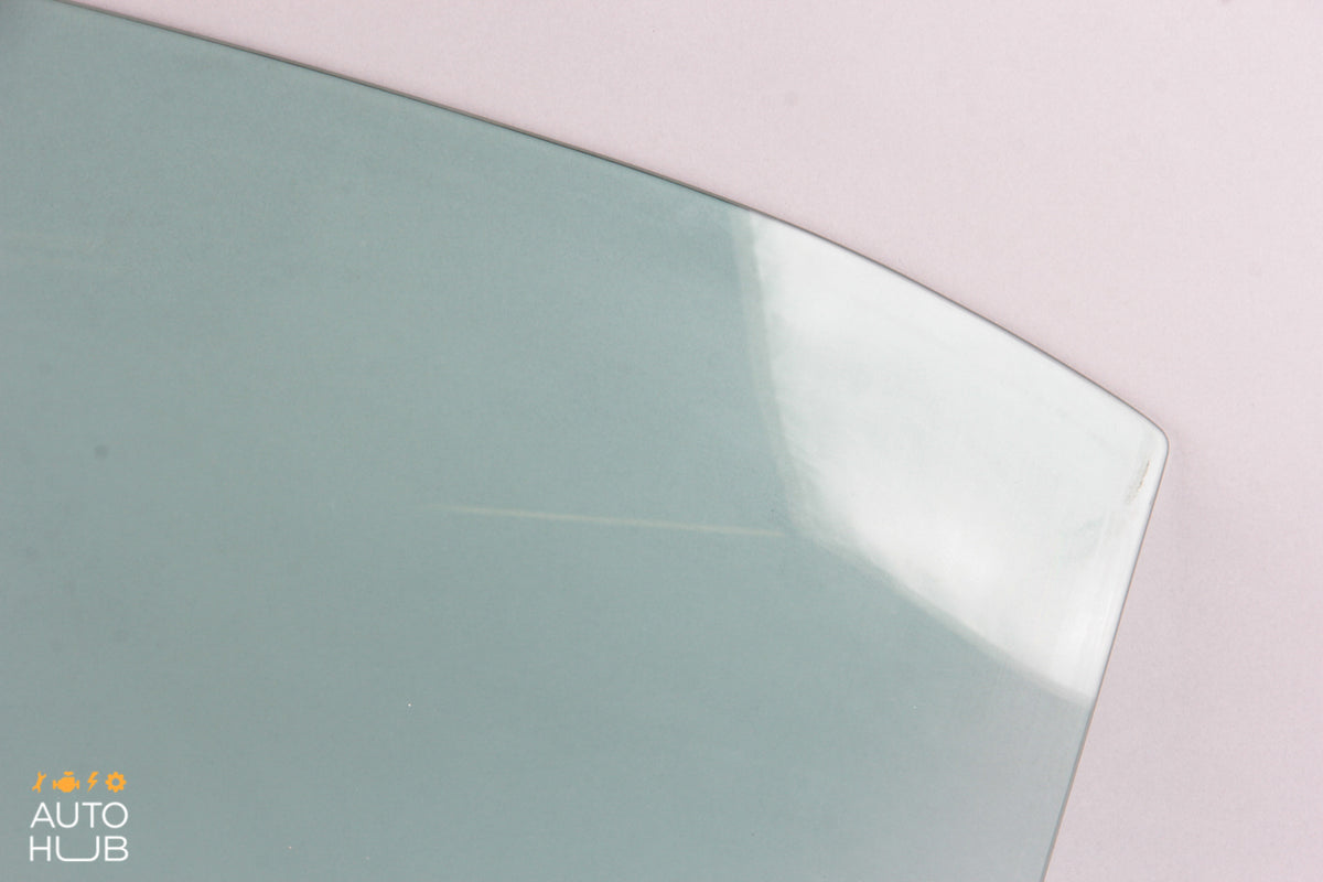 08-14 Mercedes W204 C300 C350 Rear Left Driver Side Door Window Glass OEM - photo 3