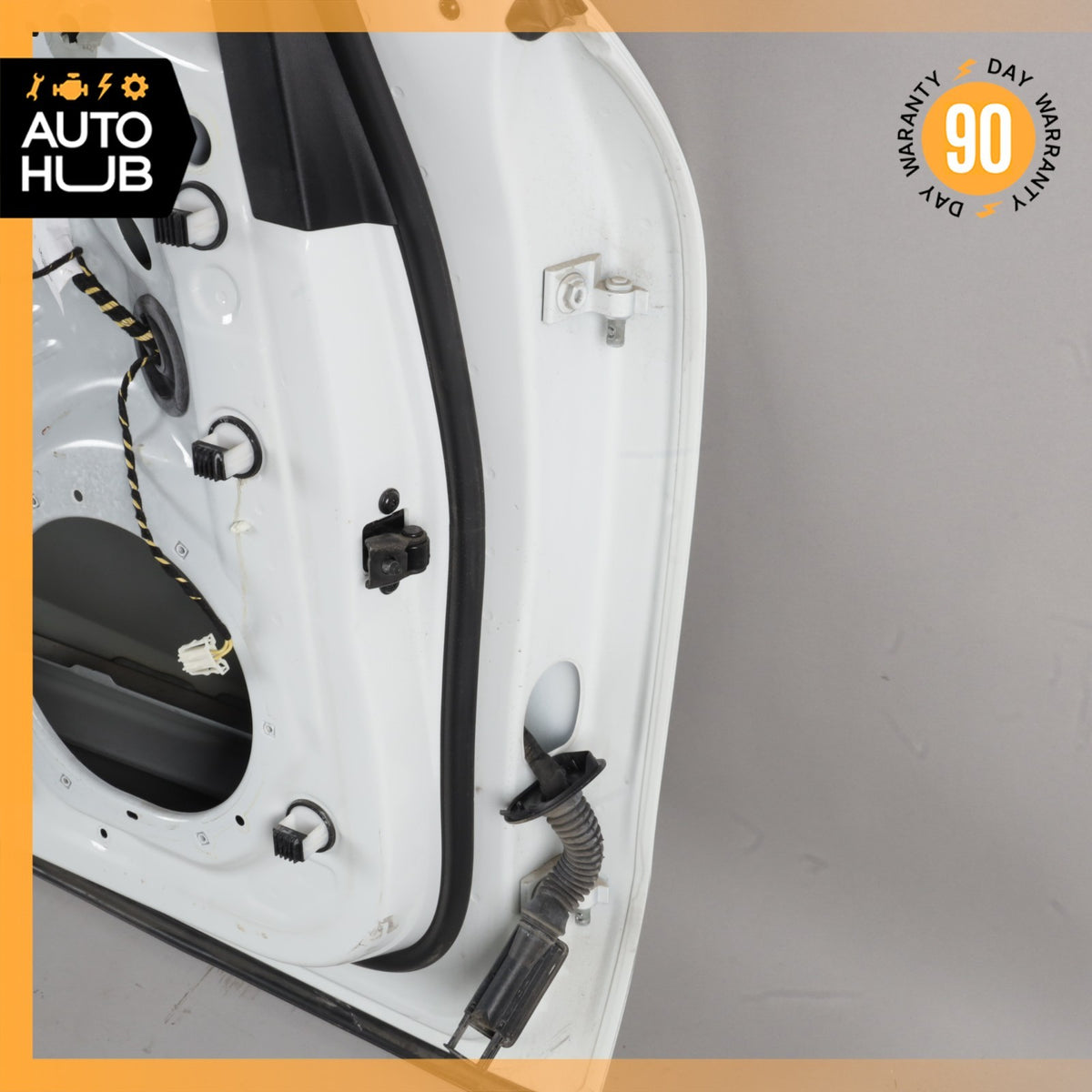 15-26 Porsche Macan 95B Front Left Door Shell Pure White 95B831021 OEM 88k - photo 19