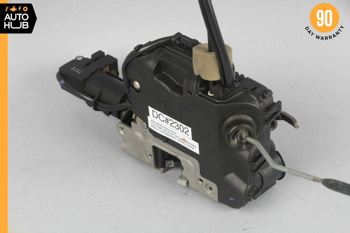03-09 Mercedes W211 E550 E350 Front Right Door Lock Actuator Keyless Go OEM - photo 5
