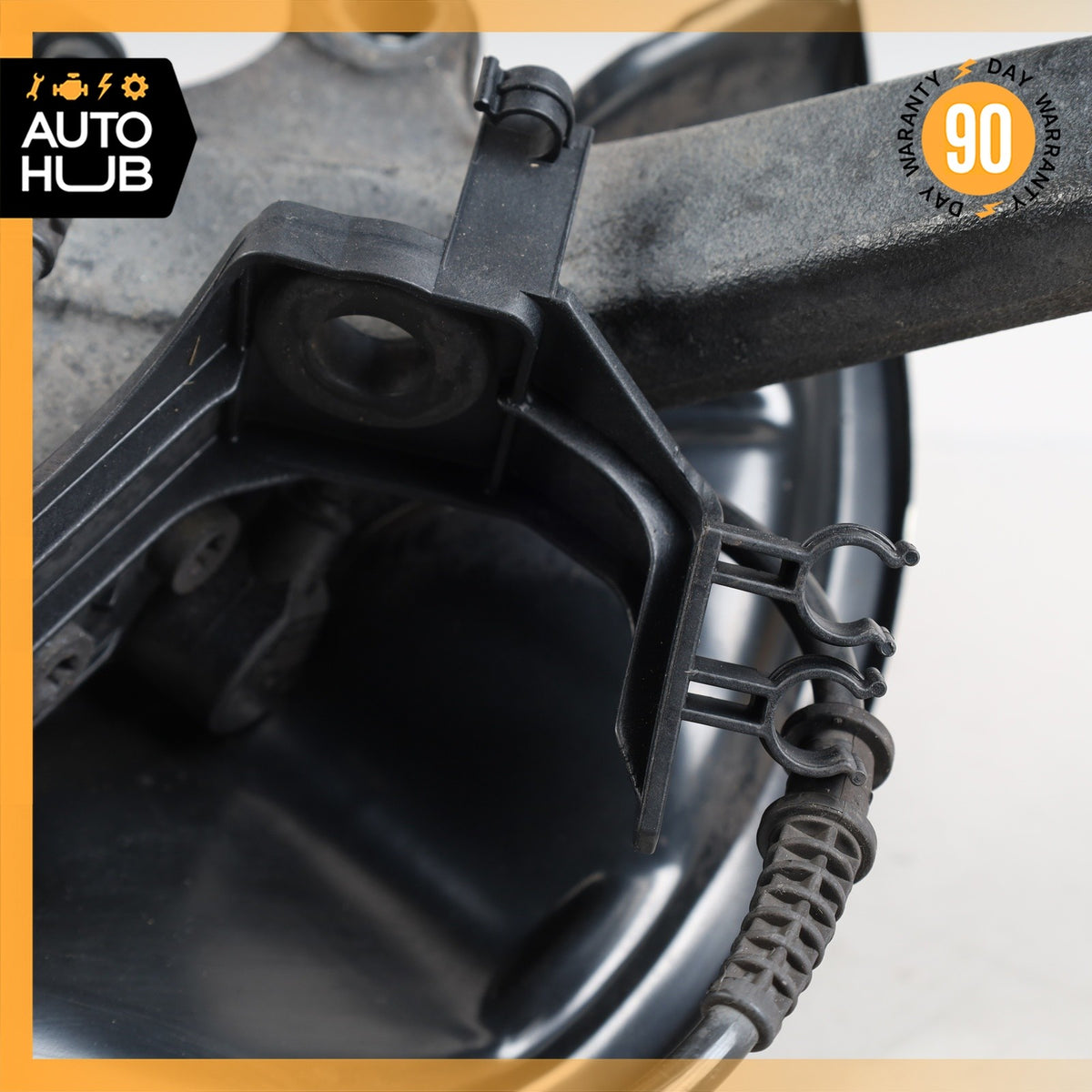 98-03 Mercedes W208 CLK320 Front Right Passenger Side Spindle Knuckle Hub OEM - photo 4