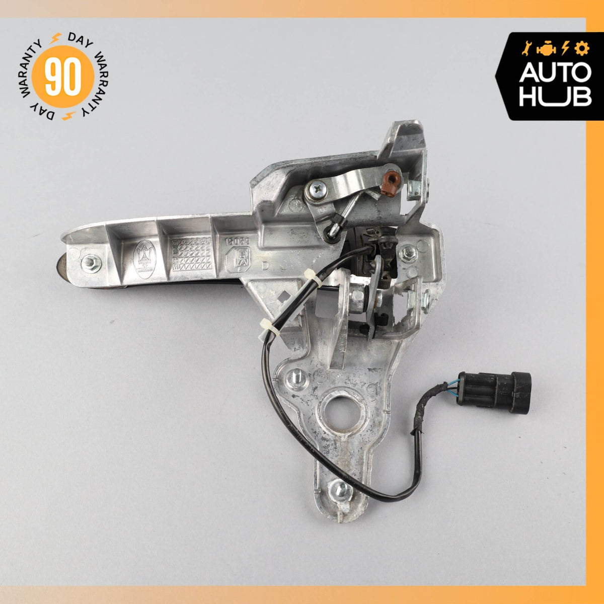 08-19 Maserati GranTurismo S M145 Front Right Side Exterior Door Handle OEM - photo 9