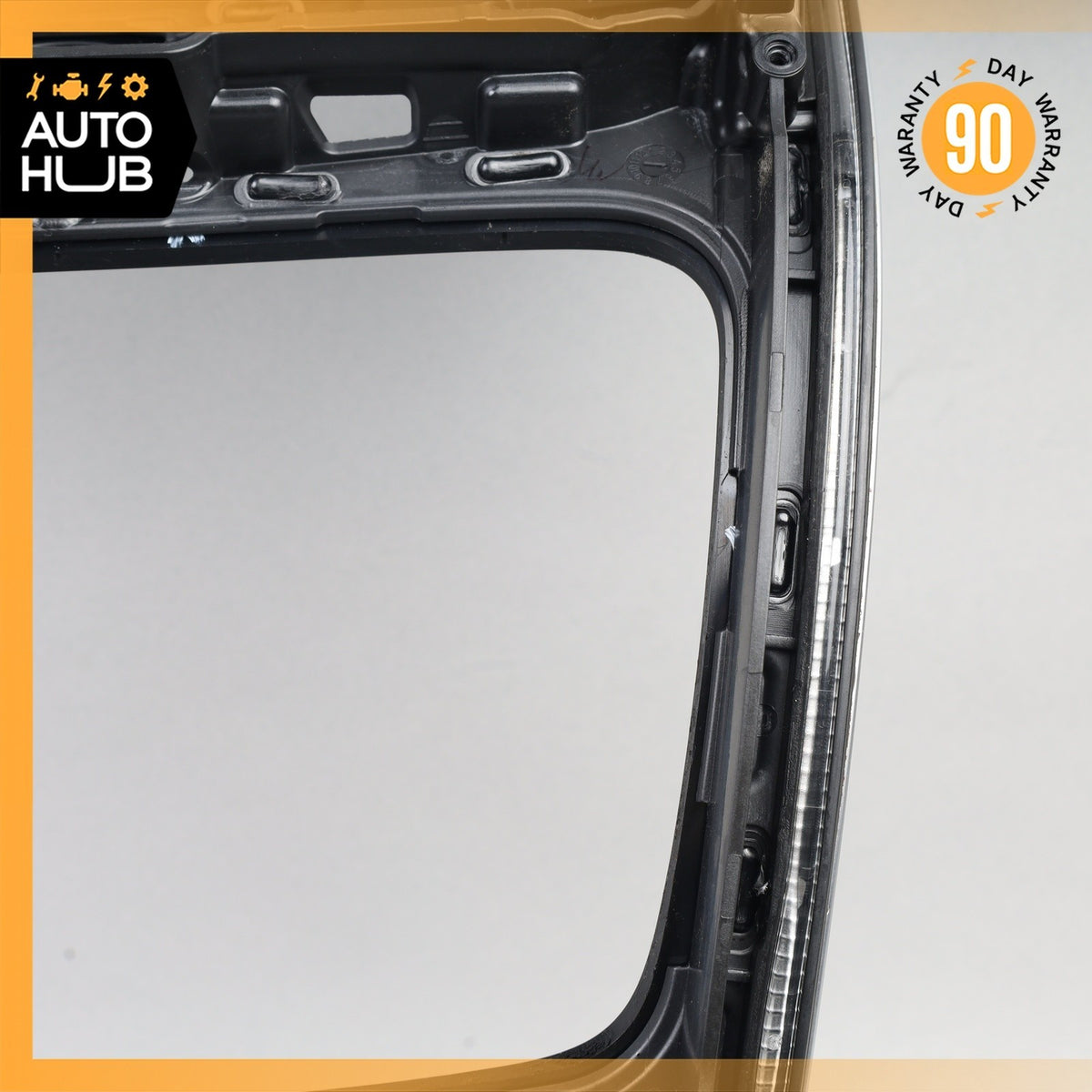Mercedes W213 E300 Center Console Trim Piano Black 2138100815 OEM - photo 13