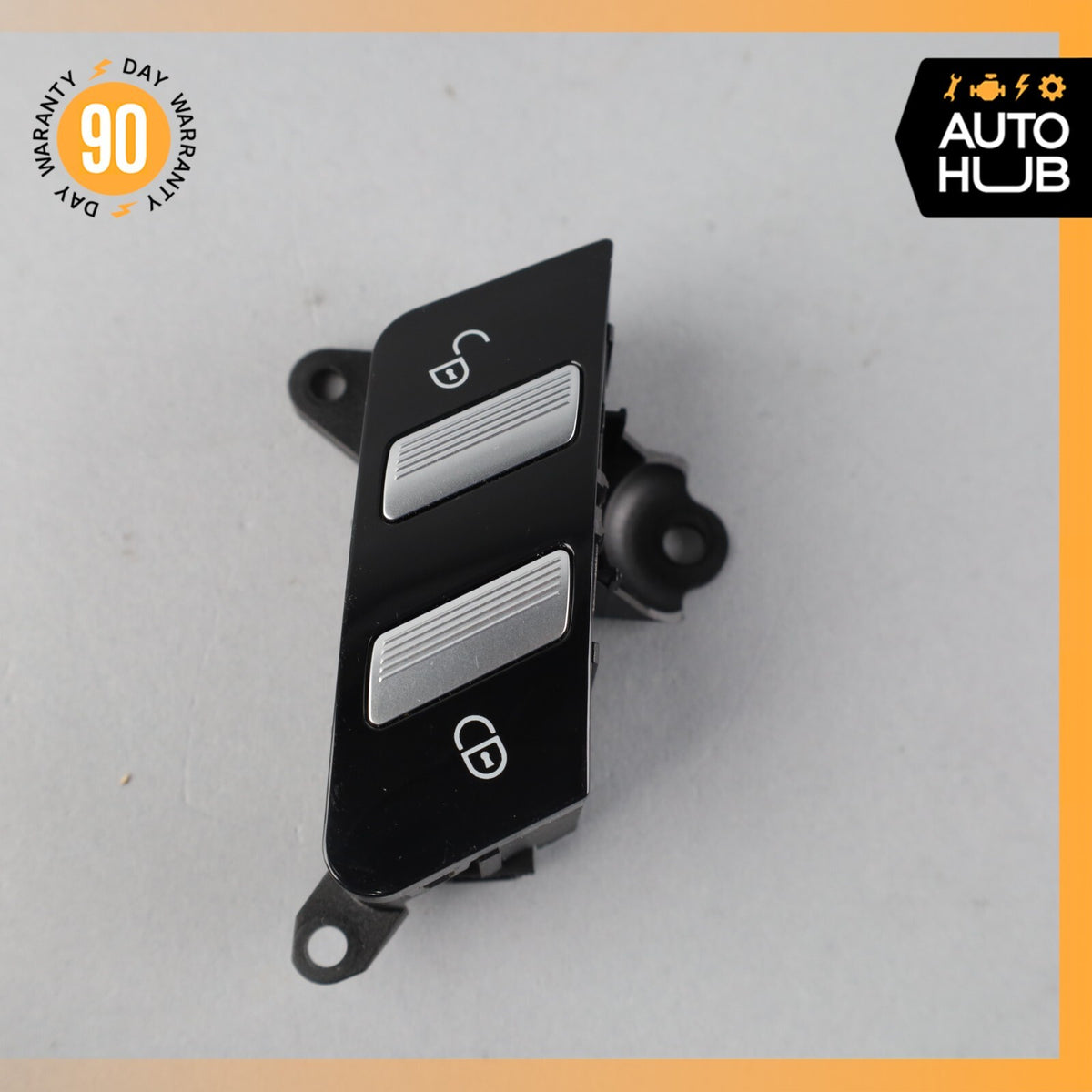 07-14 Mercedes W221 S550 CL600 Door Lock Switch Front Right Side 2218213151 OEM - photo 1