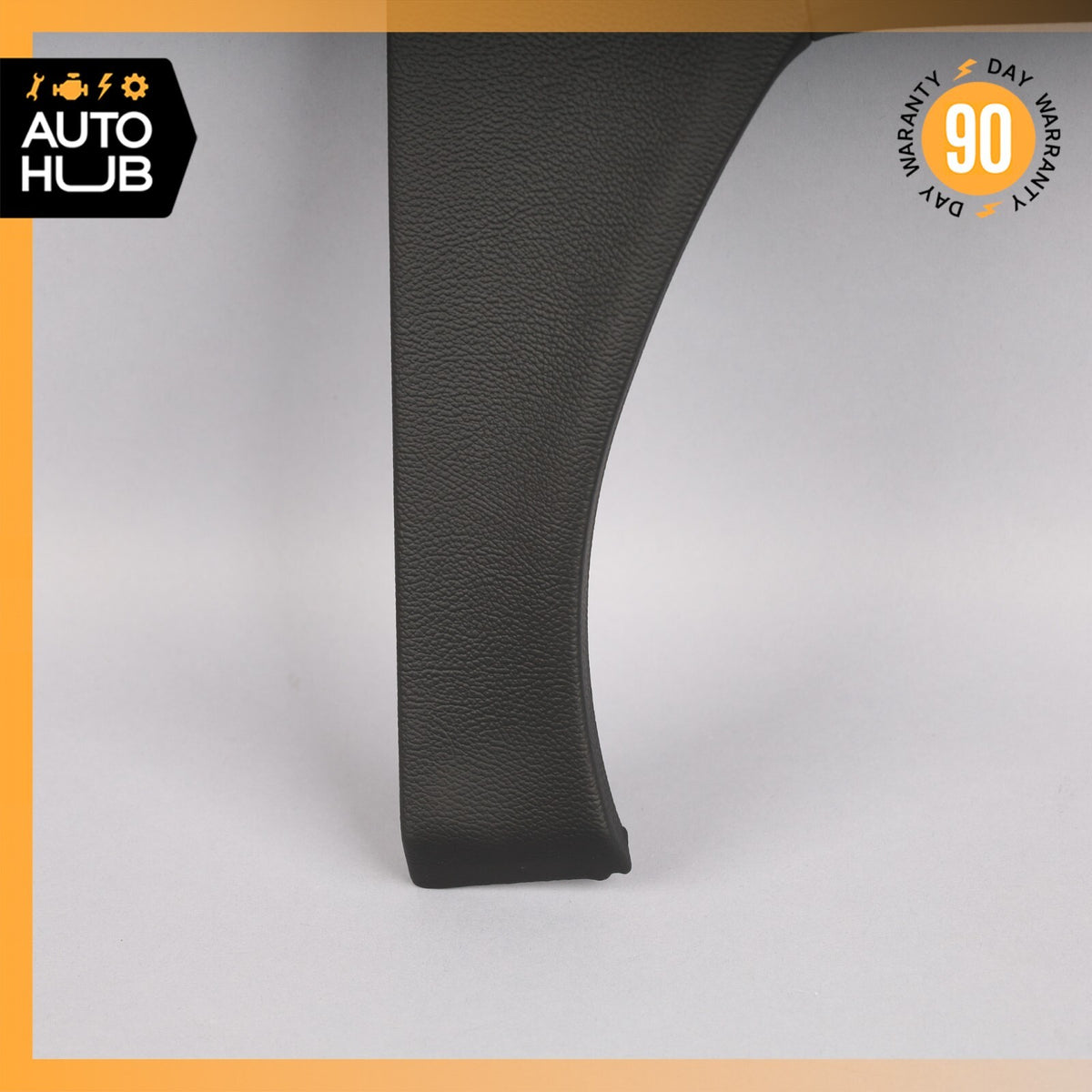 17-20 Maserati Levante M161 Dash Column Center Cover Panel Trim Black OEM 44k - photo 2